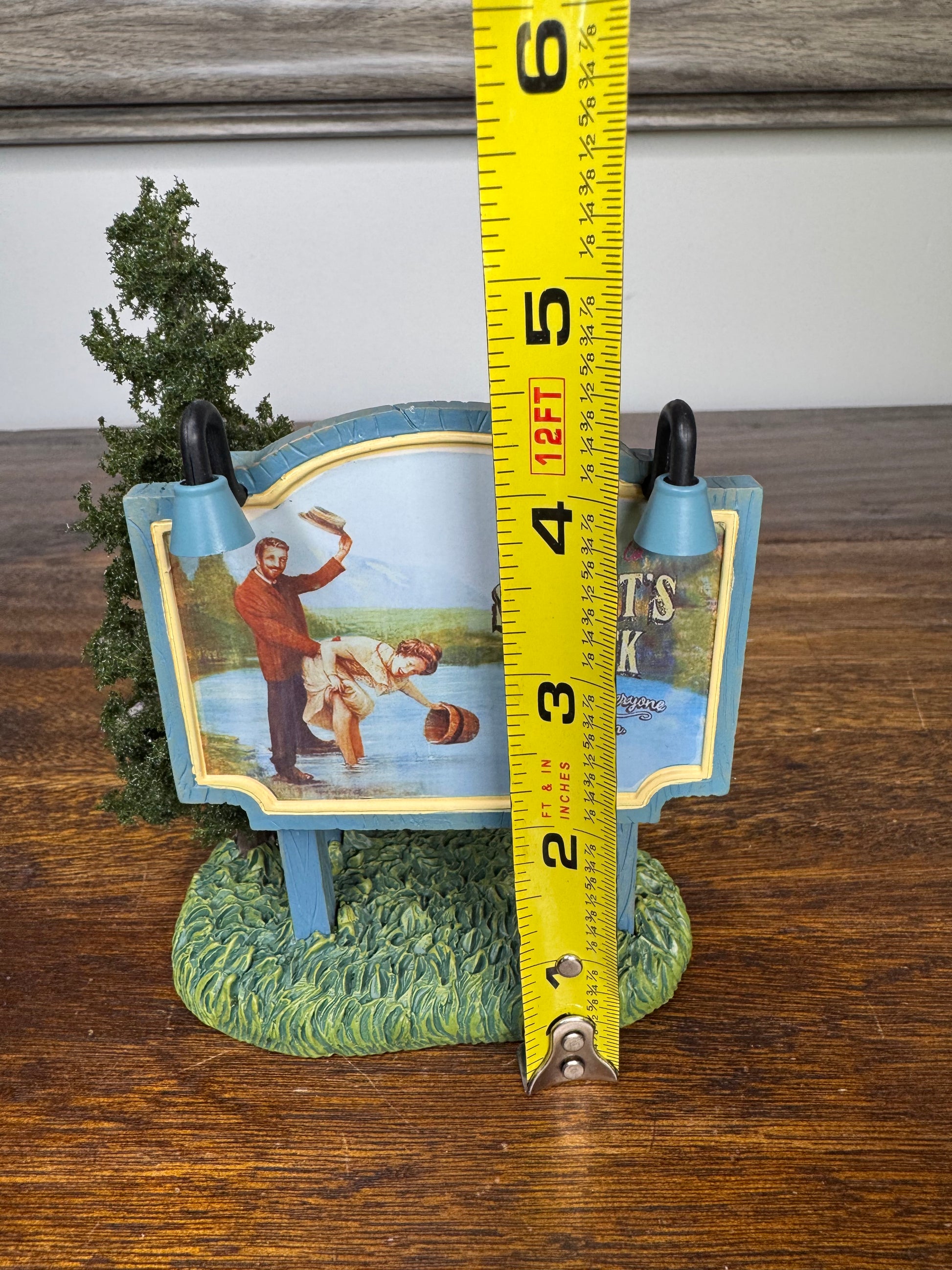 New Dept 56 Hot Properties Village "Where Everyone Fits In" Light up Schitt's Creek Billboard