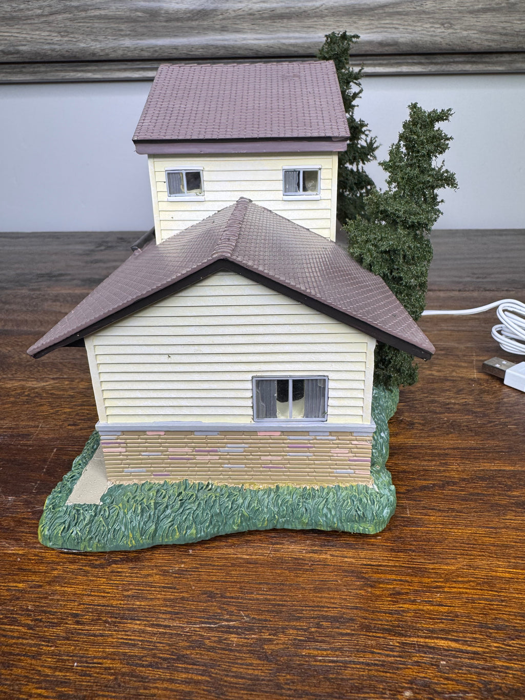 New Dept 56 Hot Properties Village "Rosebud Motel" Light Up Building Schitt's Creek