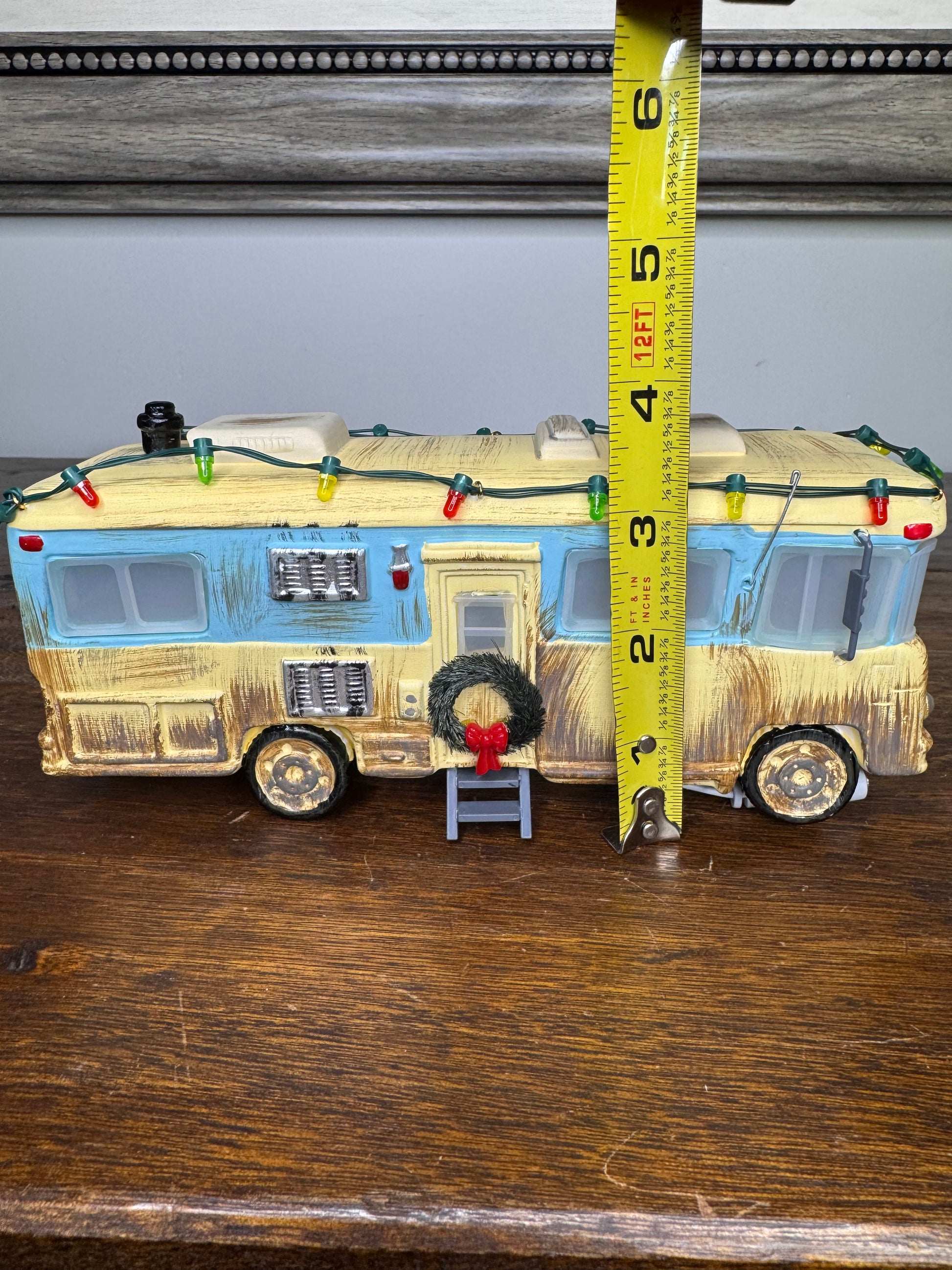 New Dept 56 Snow Village National Lampoon's Christmas Vacation Cousin Eddie's RV, Light Up