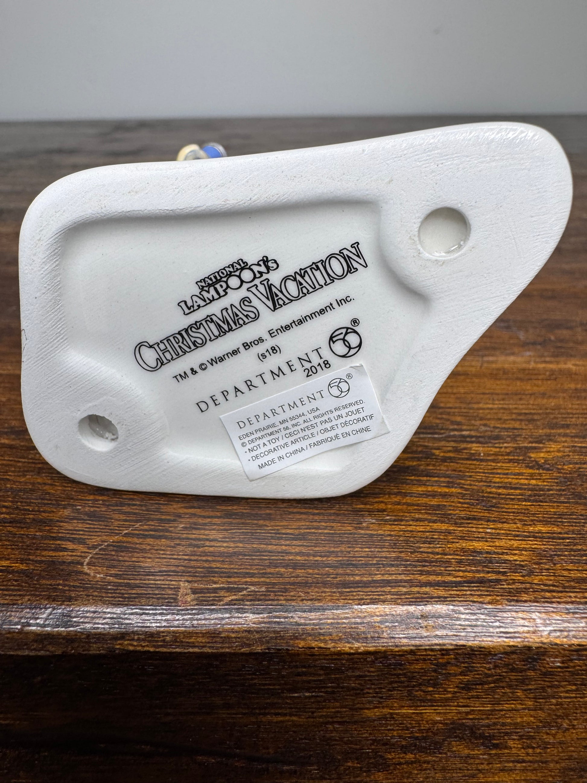 New Dept 56 Snow Village National Lampoon's Christmas Vacation "Freezing Our Baguettes Off"