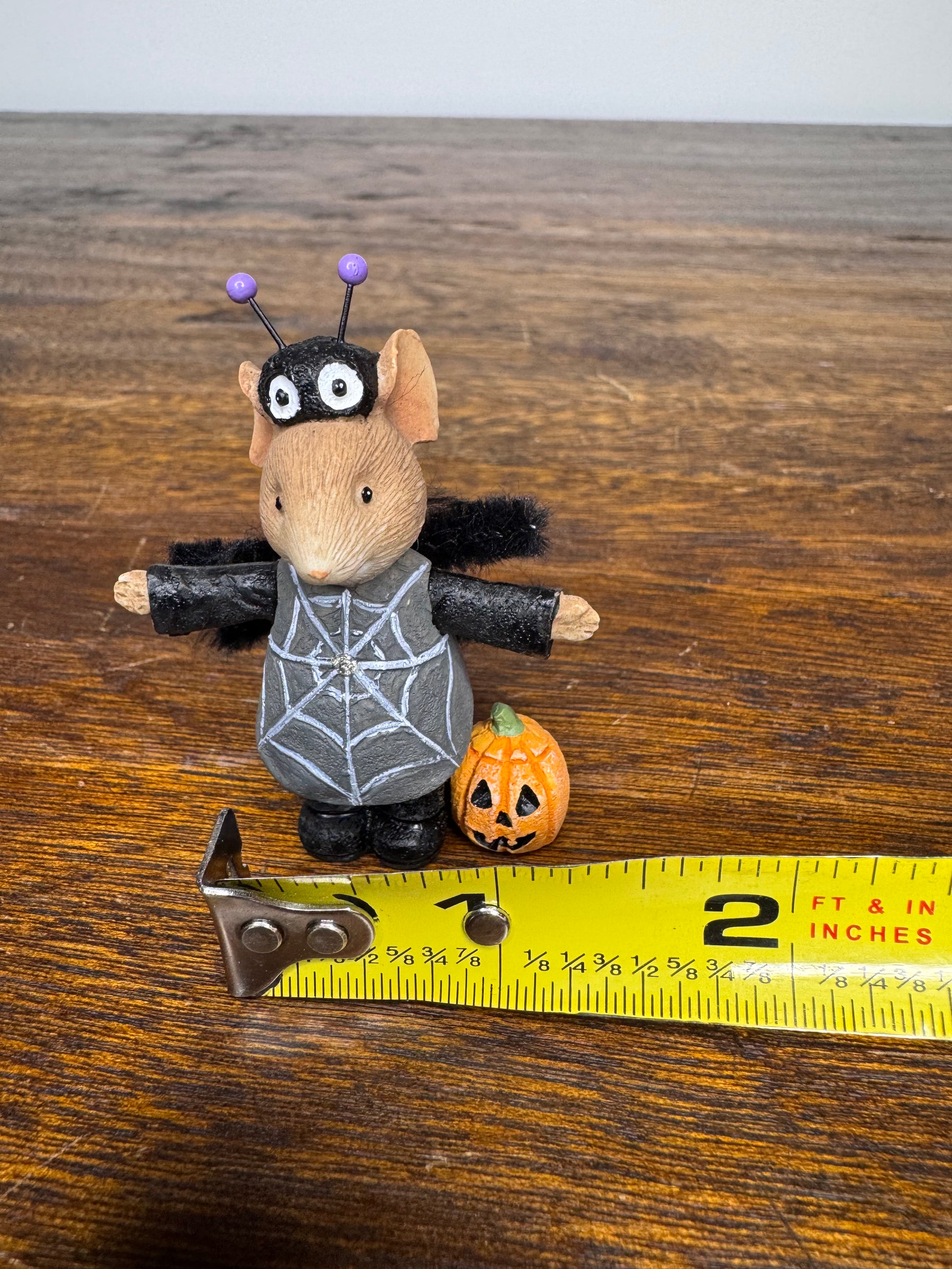 New Enesco Tails With Heart Spider Mouse Figurine