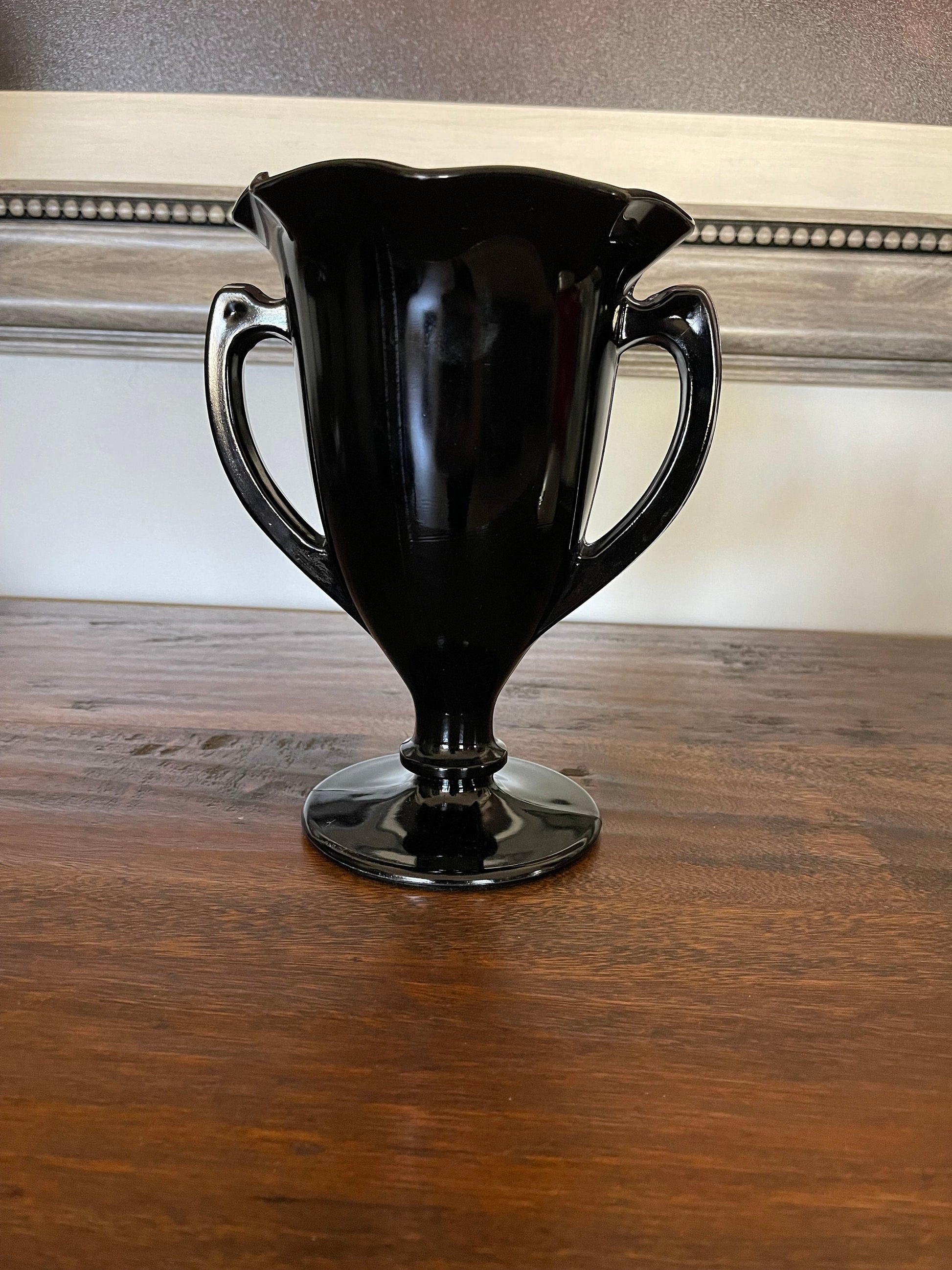Antique L.E.Smith Glass Co. Black amethyst vase