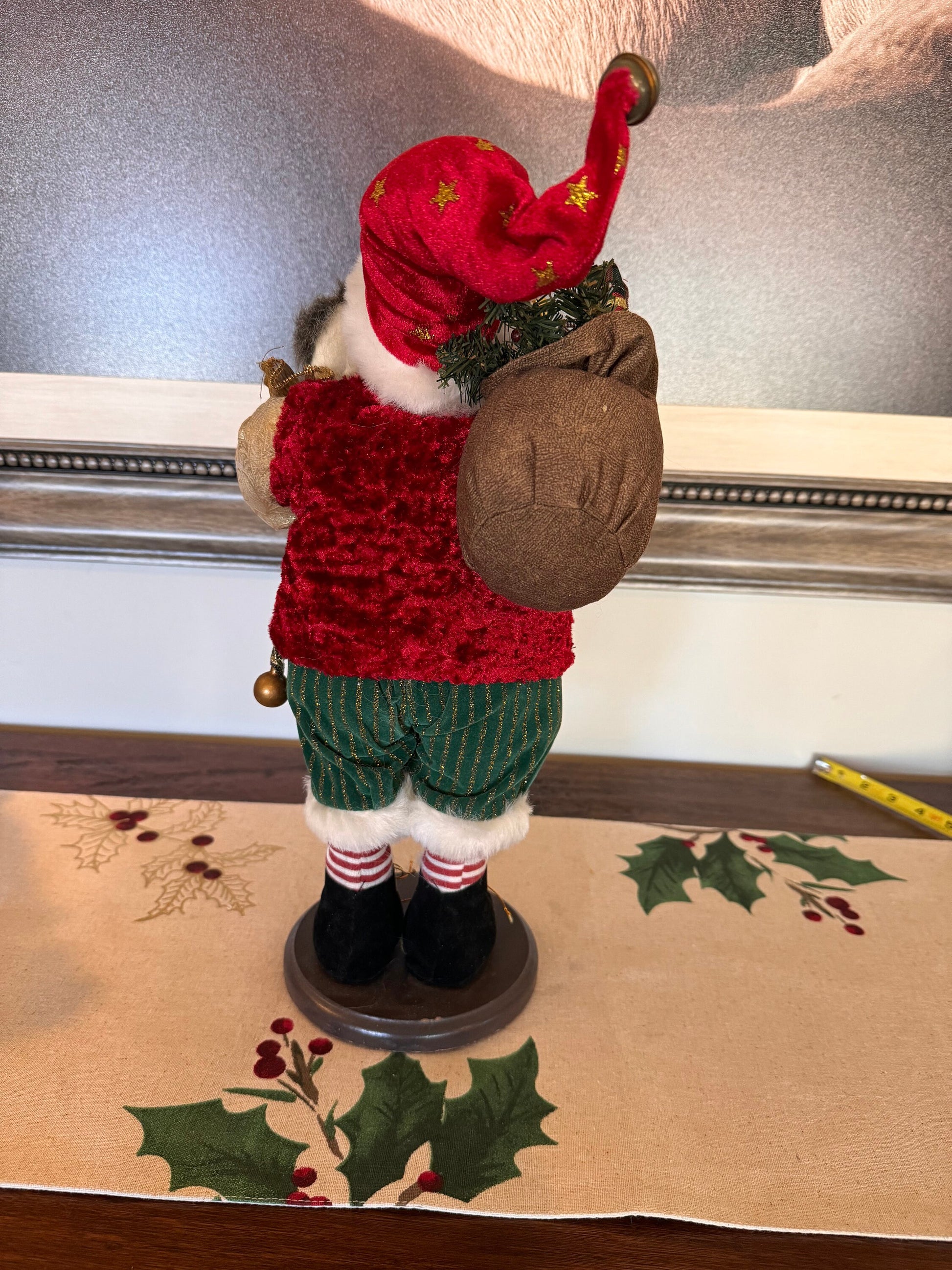 Vintage Santa Claus Figurine