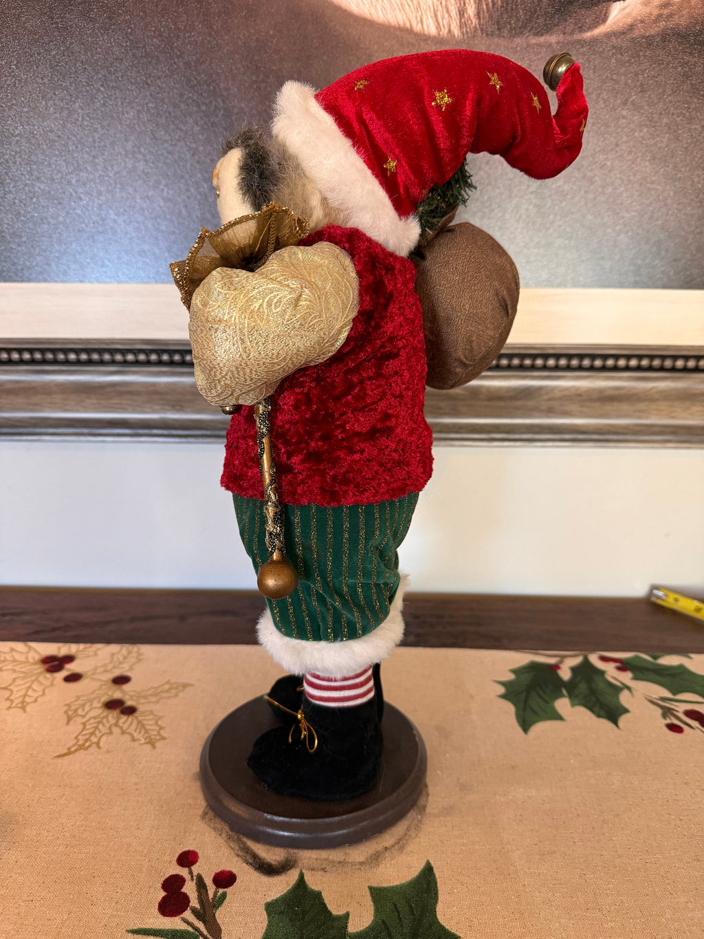 Vintage Santa Claus Figurine