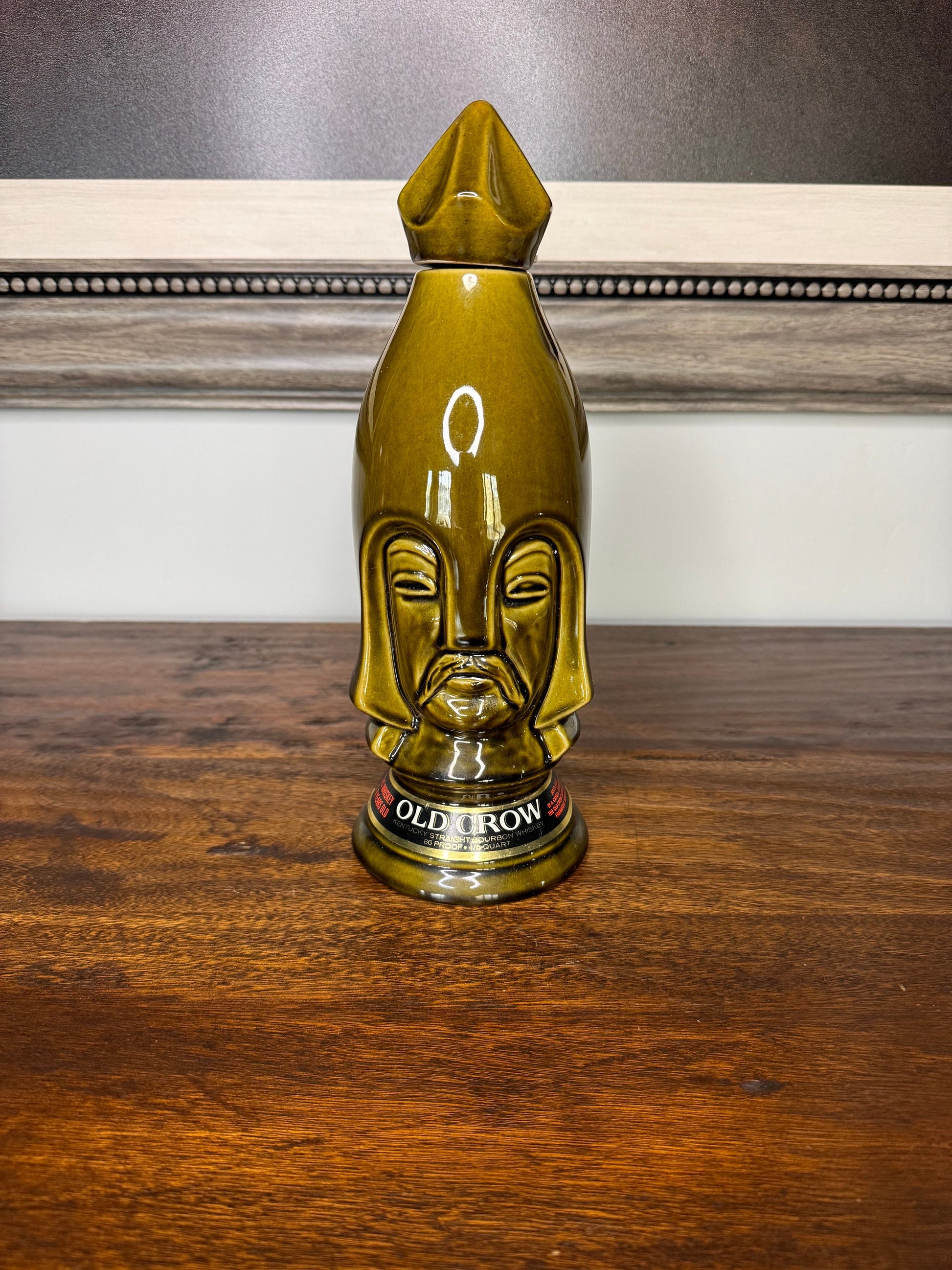Vintage Old Crow Kentucky Bourbon Chess Dark Pawn Decanter (#123)