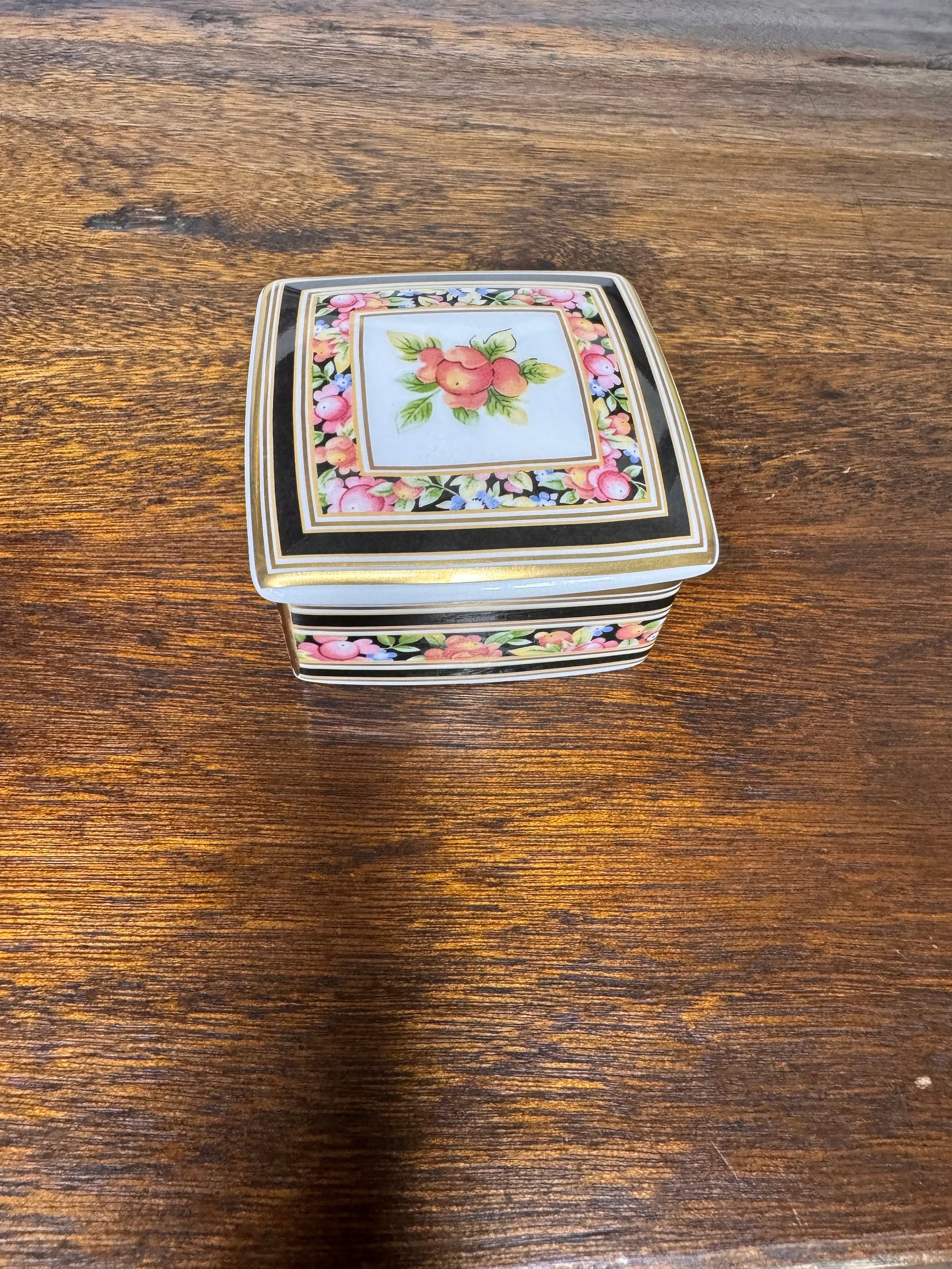 Vintage Wedgewood Clio Trinket Box