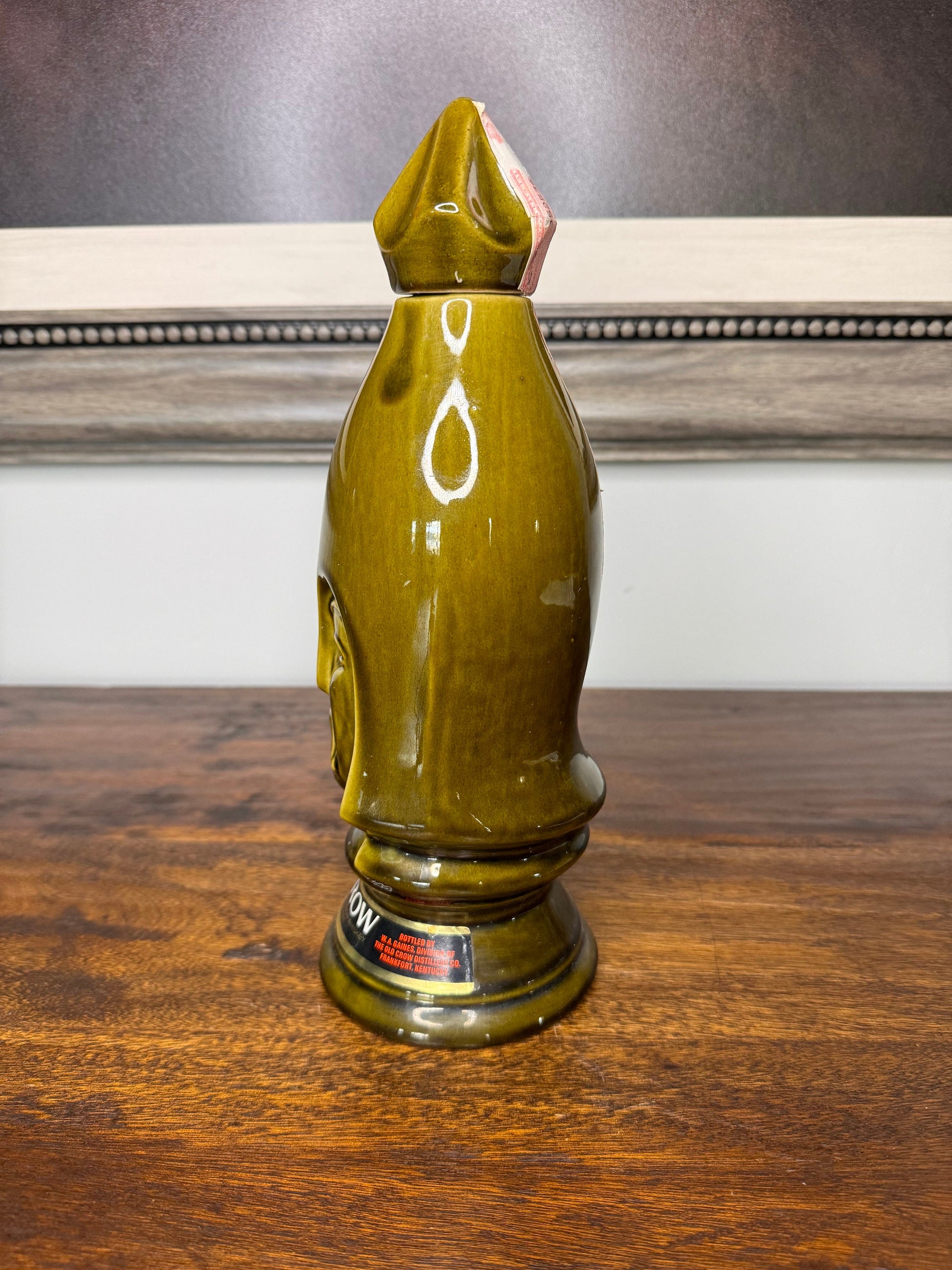 Vintage Old Crow Kentucky Bourbon Chess Dark Pawn Decanter (#123)