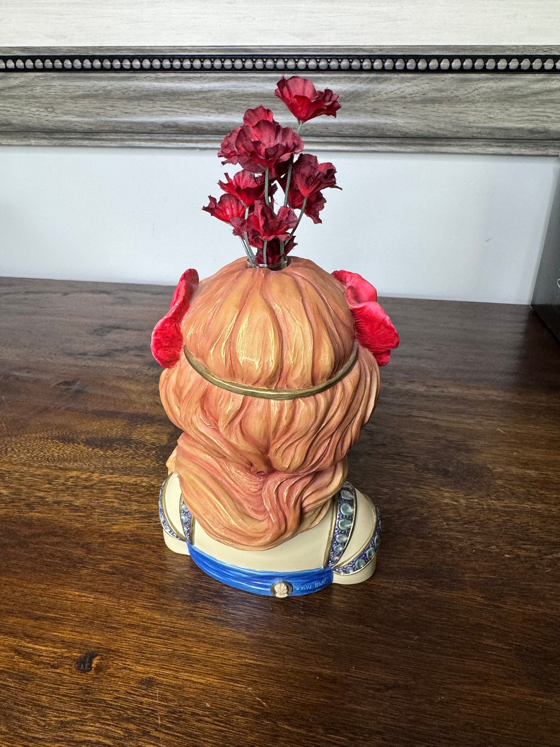 2003 Cameo Girls Lady Head Vase “Eve 1917 Brush with Beauty” with Original Box and COA