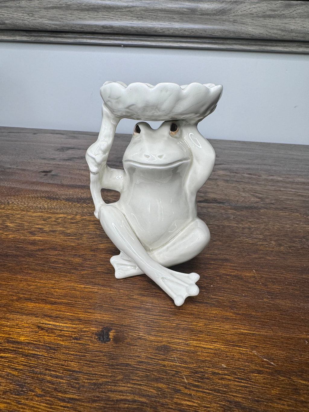 Adorable Frog Trinket/ Ring Dish