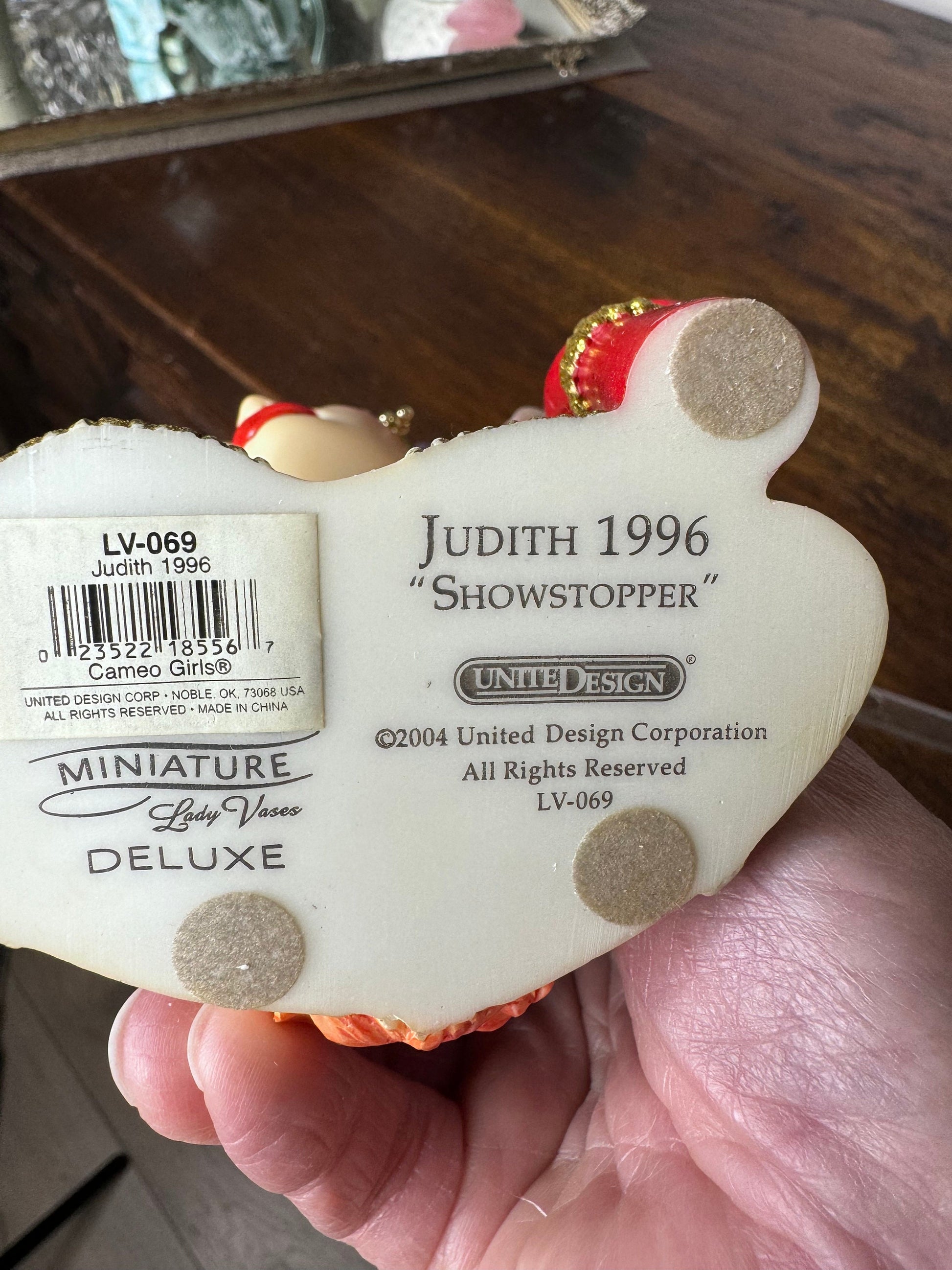 2004 Cameo Girls Mini Judith 1996 “Show Stopper”