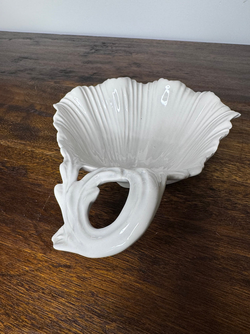 Vintage Whittier Potteries California 801 scalloped shell dish