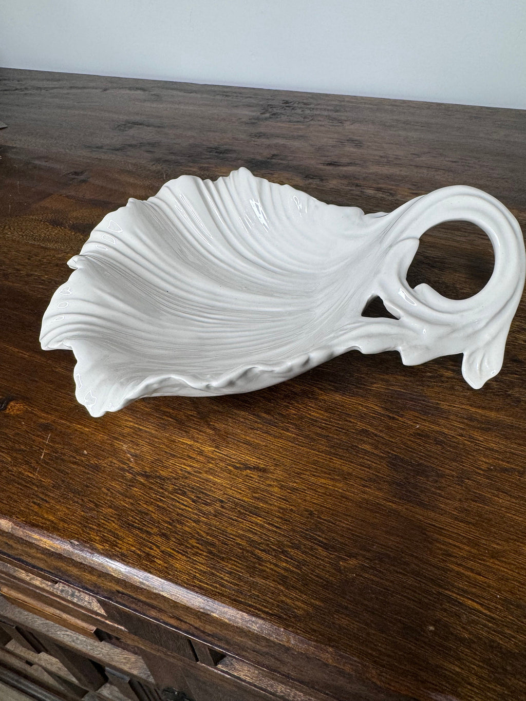 Vintage Whittier Potteries California 801 scalloped shell dish