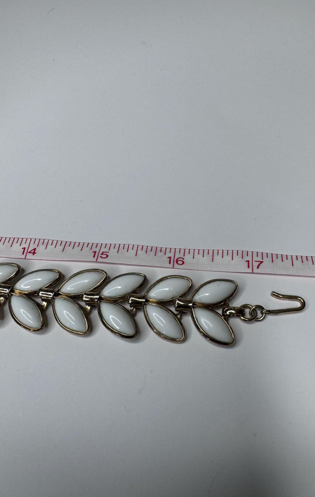 Vintage Trifari Milk Glass Leaf Choker Necklace