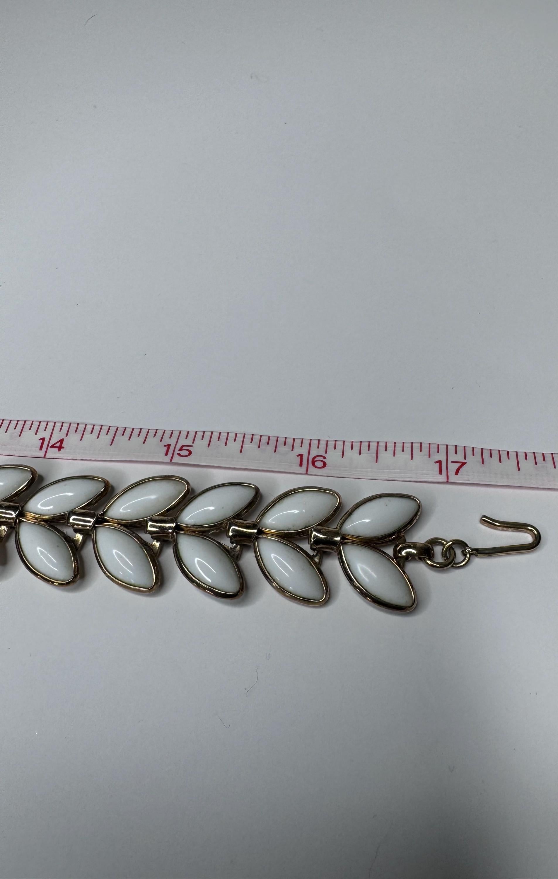 Vintage Trifari Milk Glass Leaf Choker Necklace