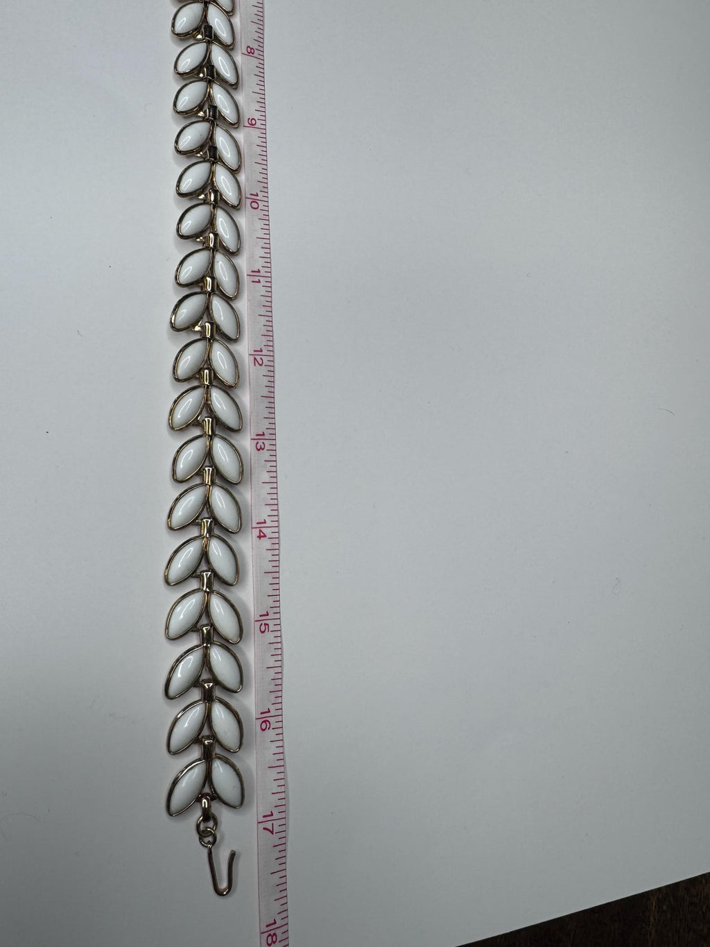 Vintage Trifari Milk Glass Leaf Choker Necklace