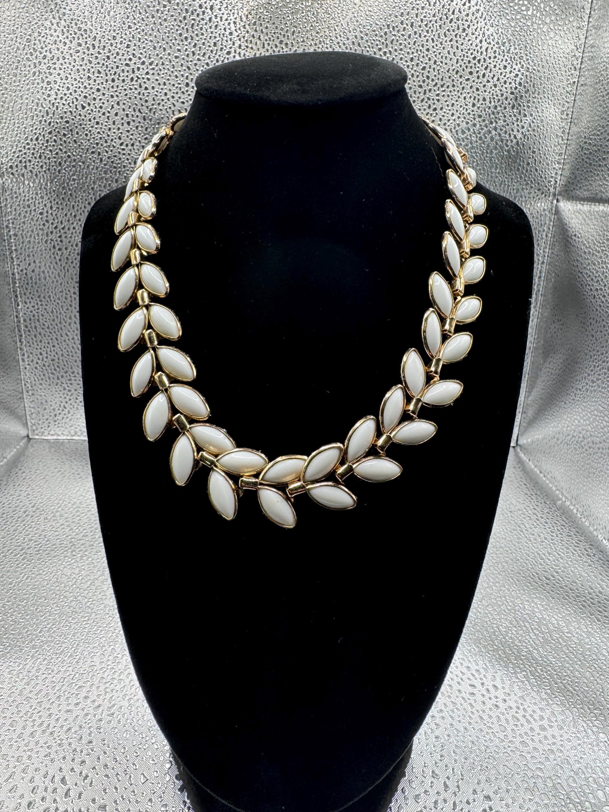 Vintage Trifari Milk Glass Leaf Choker Necklace