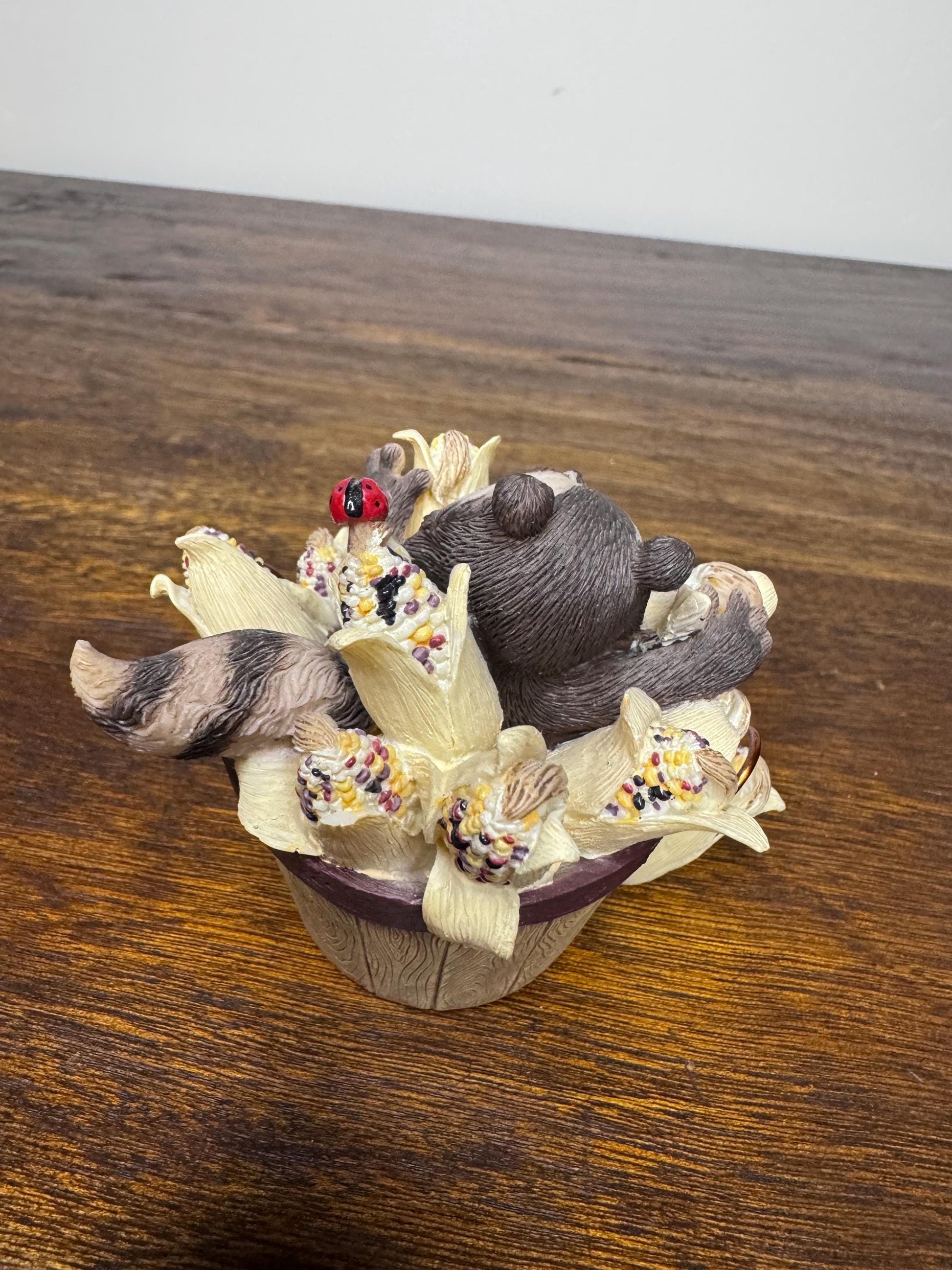 Fitz and Floyd Charming Tails “I’m All Ears” Racoon