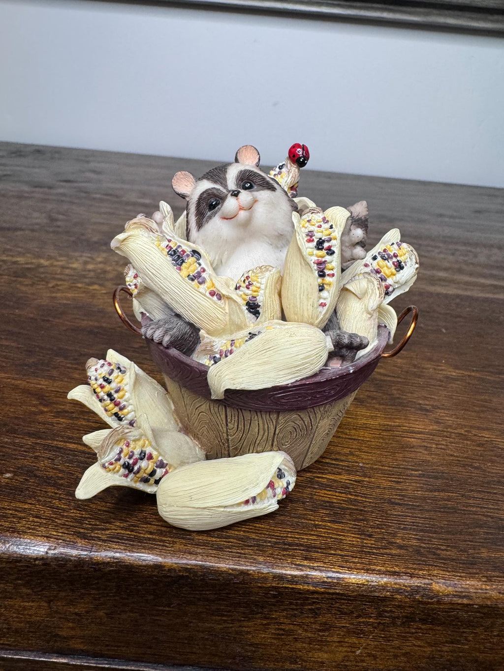 Fitz and Floyd Charming Tails “I’m All Ears” Racoon