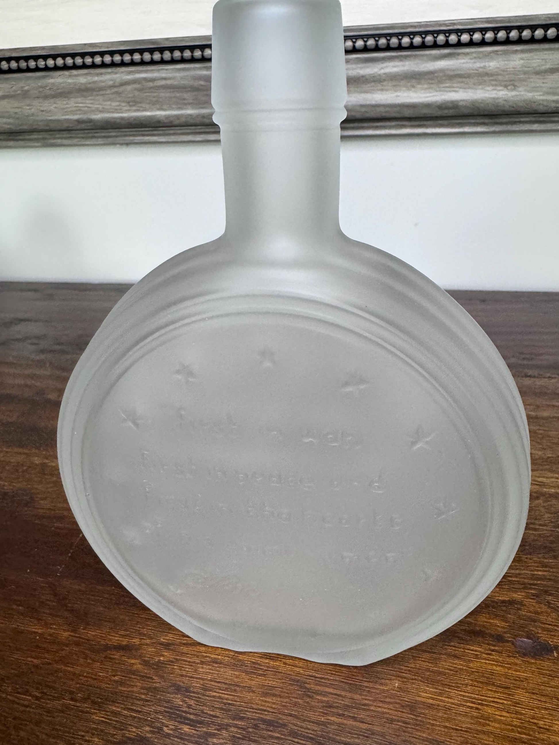 Vintage Frosted Wheaton Glass George Washington Commemorative Bottle- READ FULL DESCRIPTION