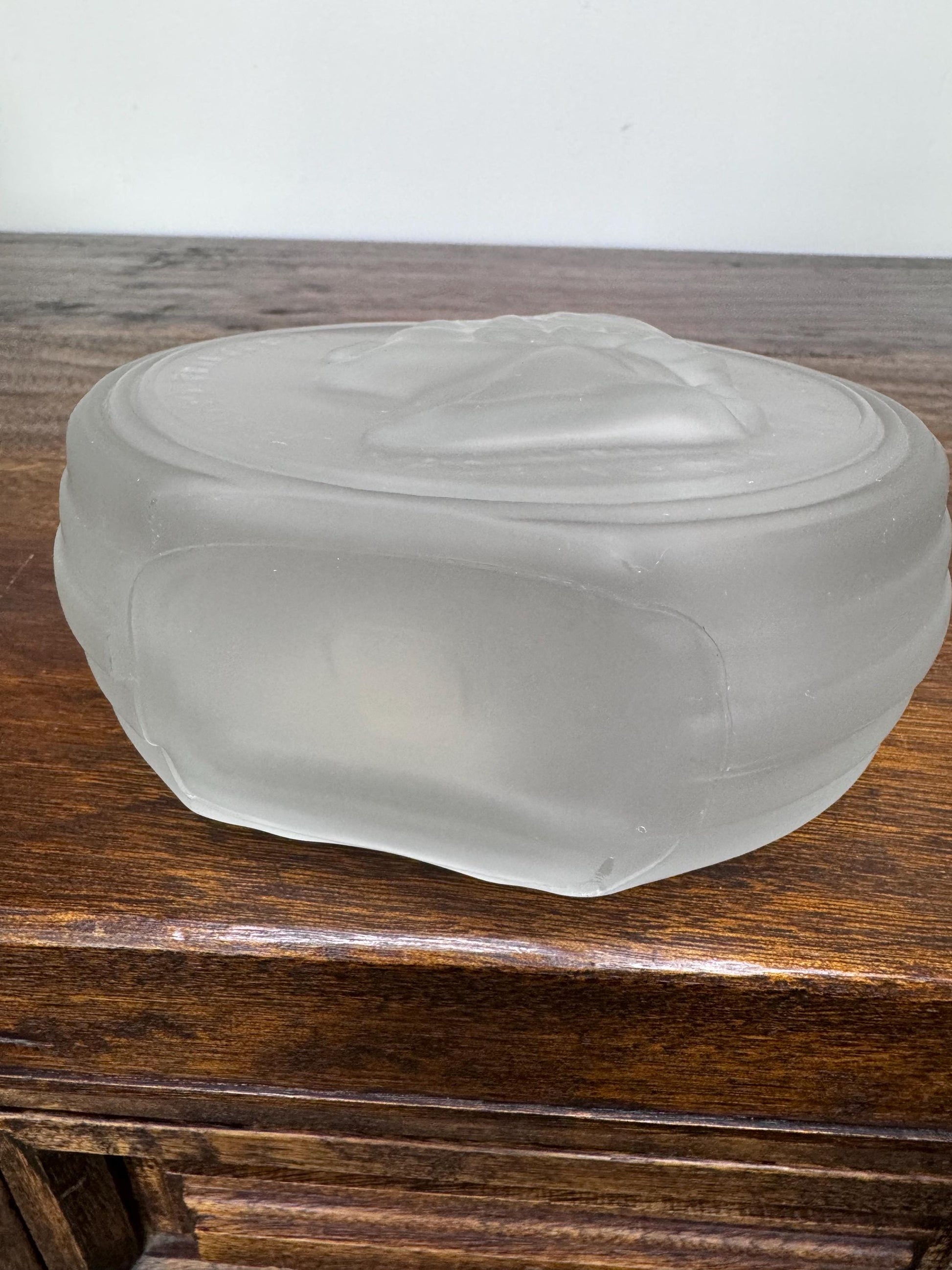 Vintage Frosted Wheaton Glass George Washington Commemorative Bottle- READ FULL DESCRIPTION