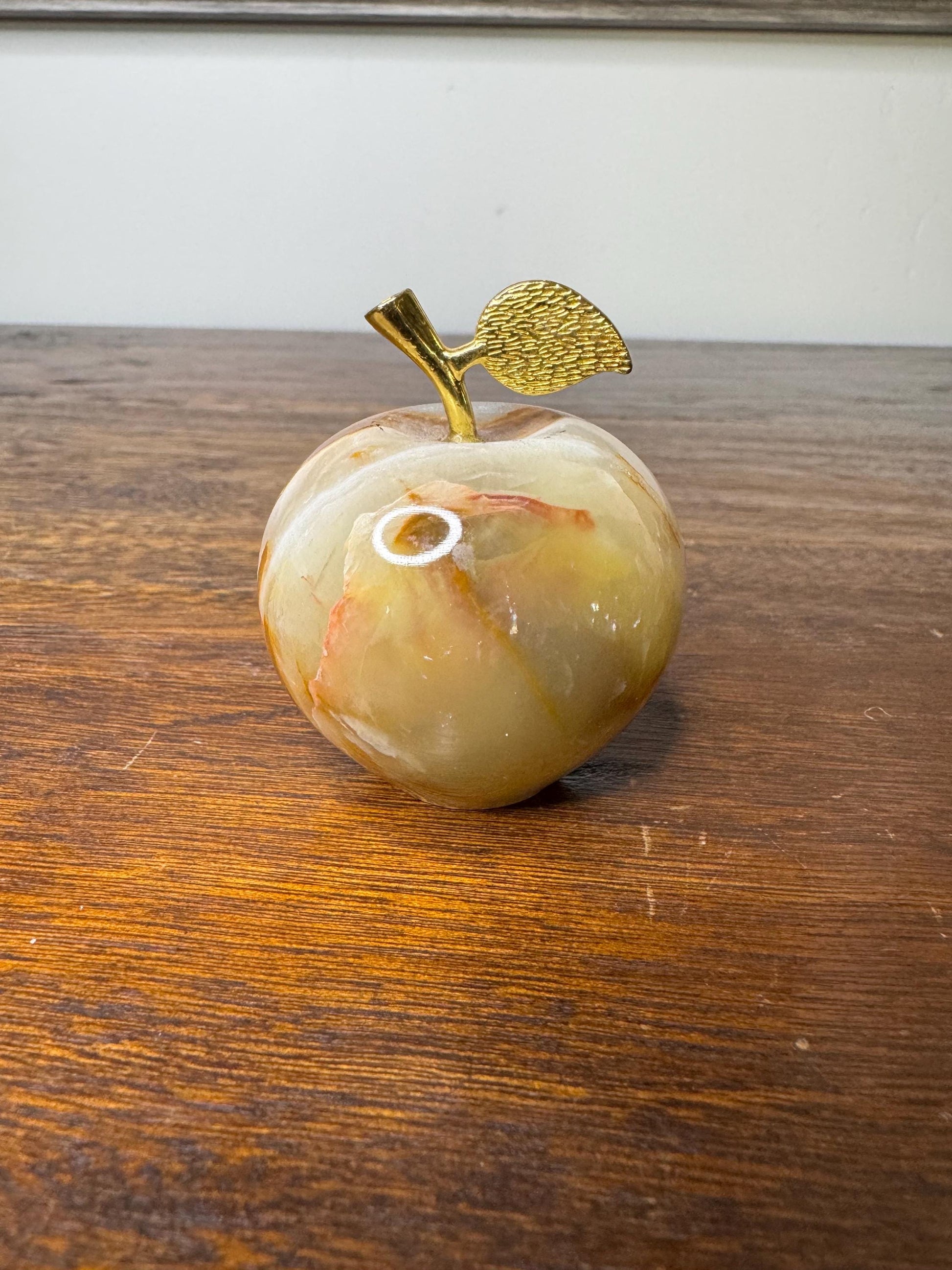 Solid Onyx Apple with Gold Tone Stem and Leaf