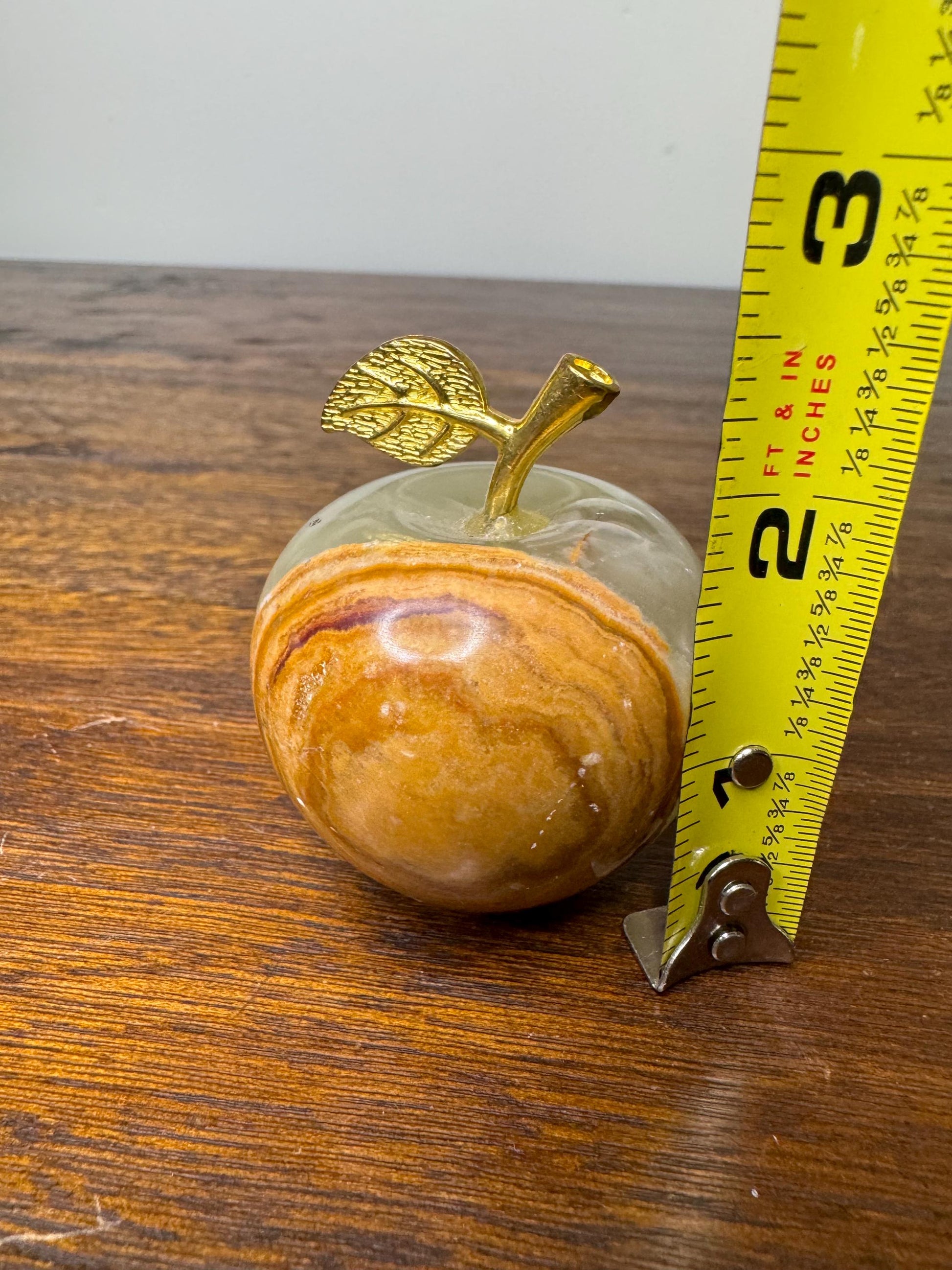 Beautiful Hand Carved Onyx Apple with Gold Toned Leaf and Stem