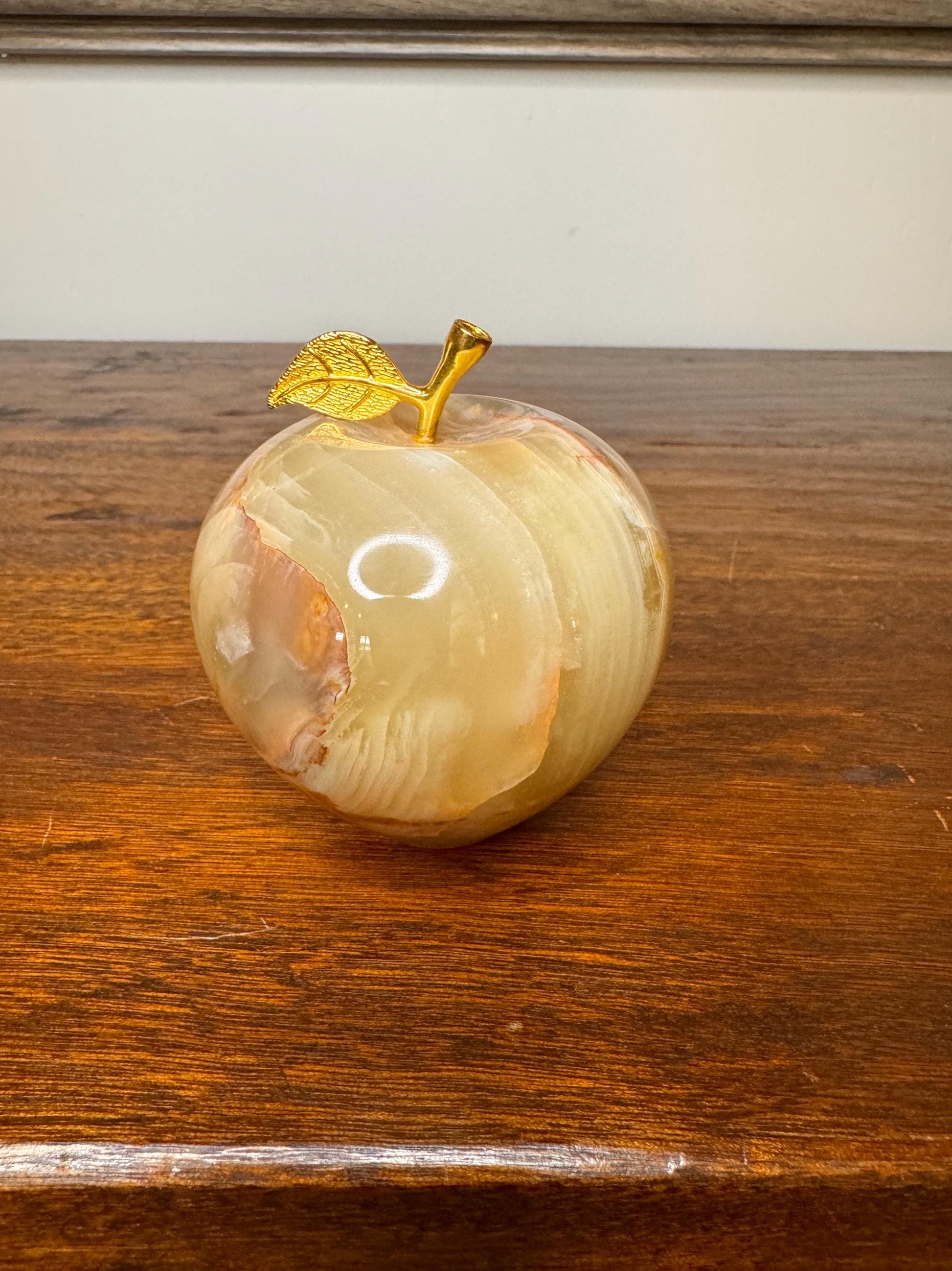 Solid Onyx Apple with Gold Toned Stem