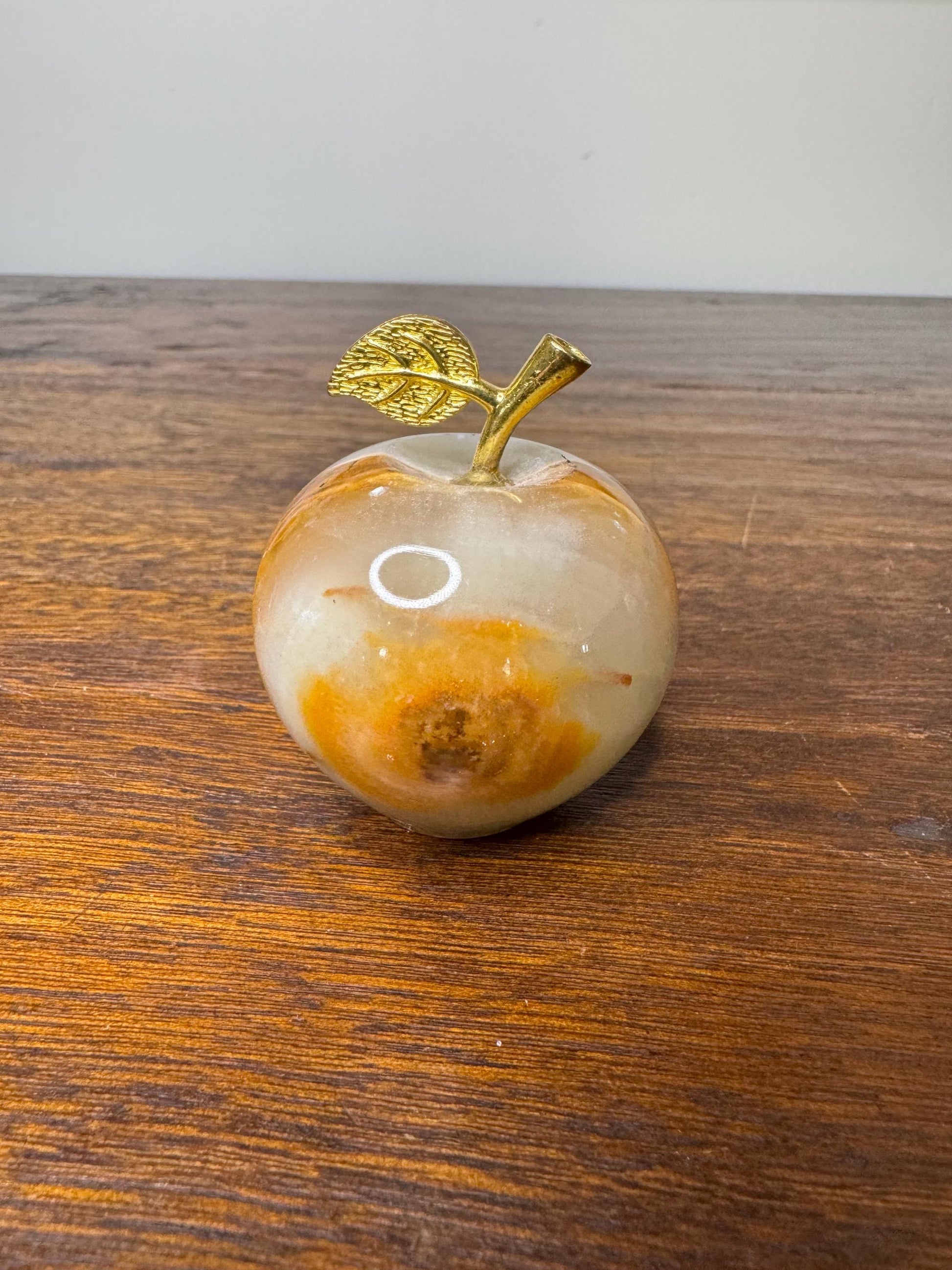 Solid Onyx Apple with Gold Tone Stem and Leaf