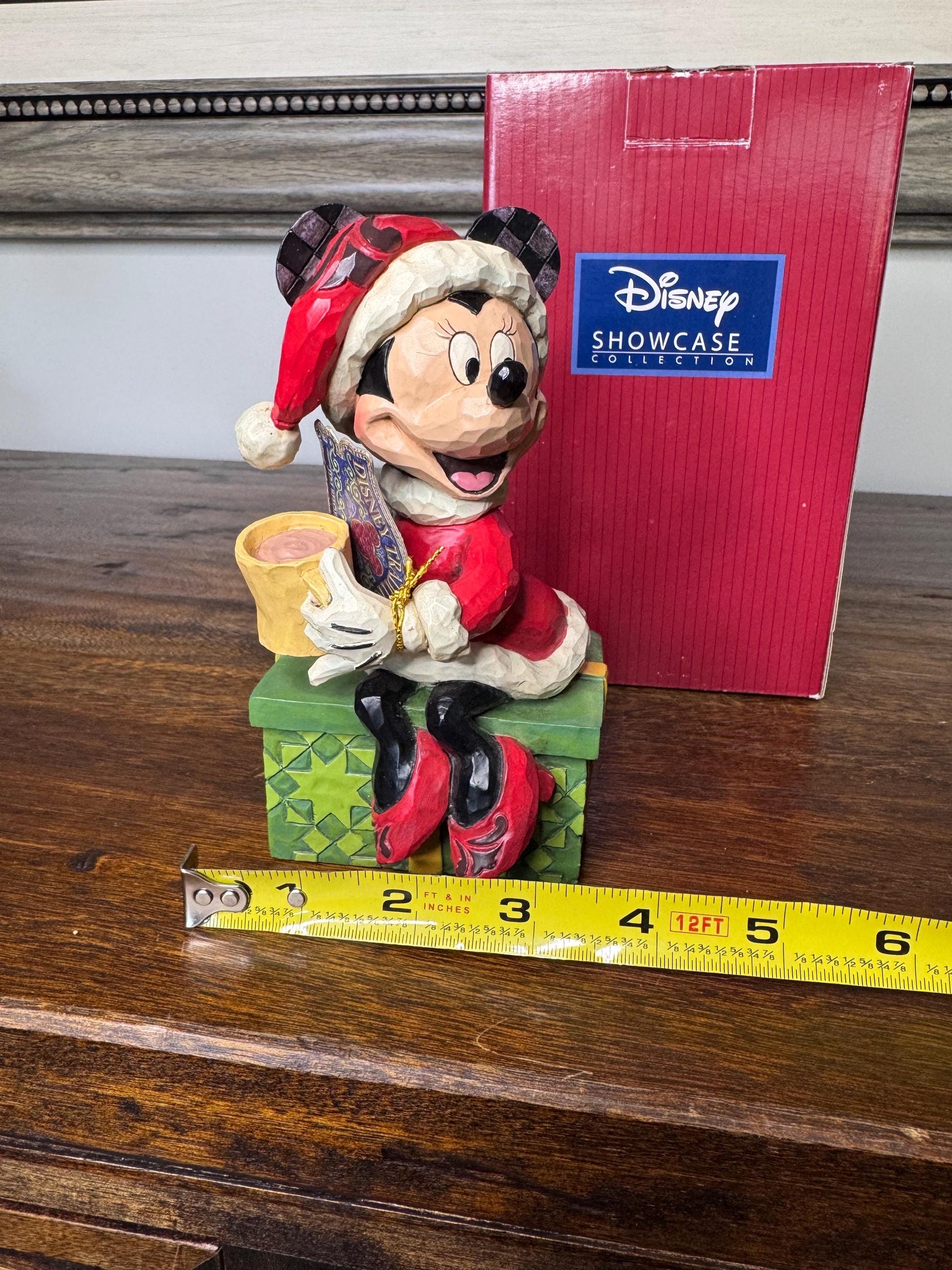 Enesco Disney Showcase Minnie Mouse “Chocolate Delight” w/ Orginal Box