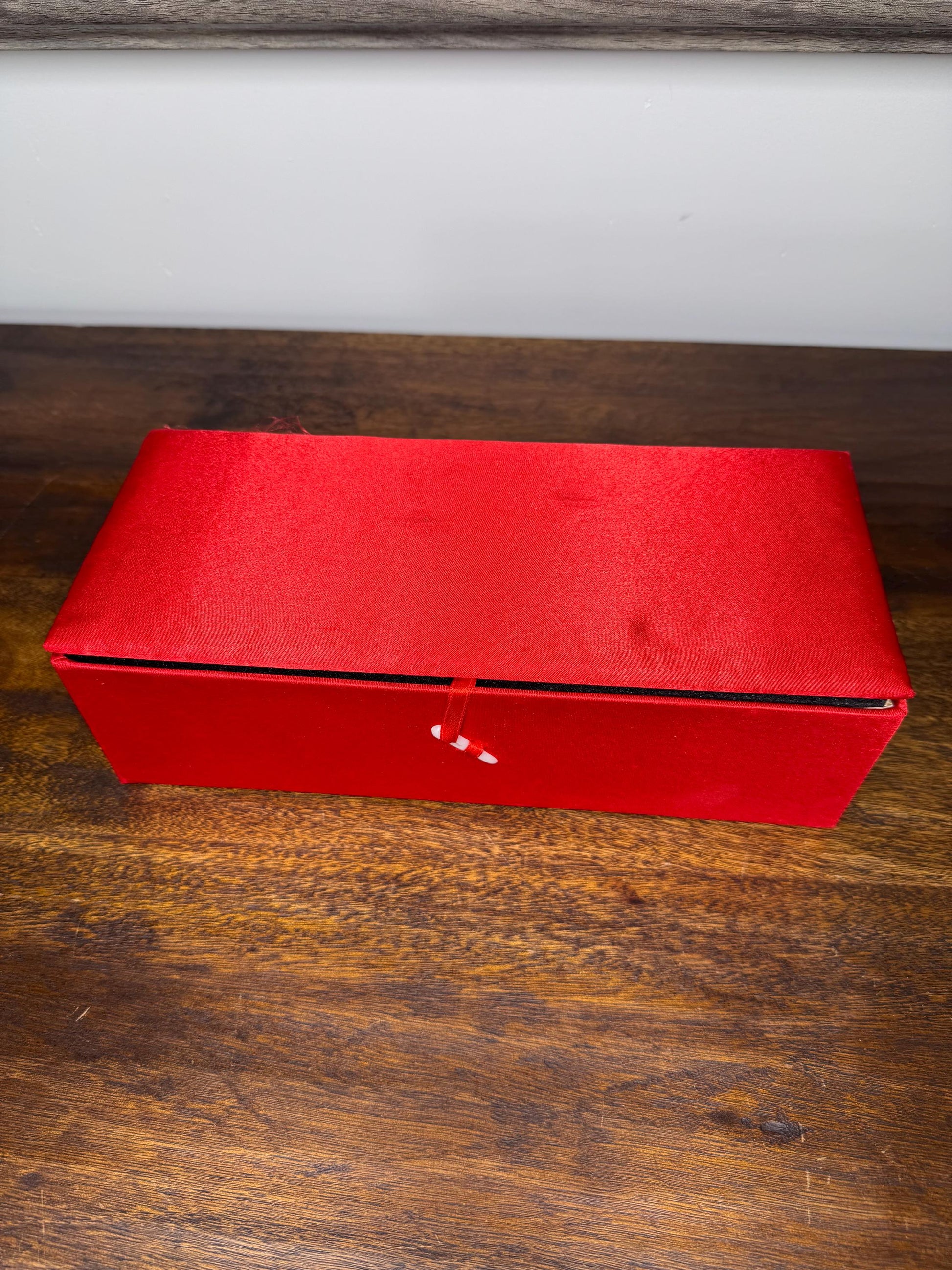 Set of 4 Joan Rivers Christmas Faberge Inspired Eggs w/ Original Case