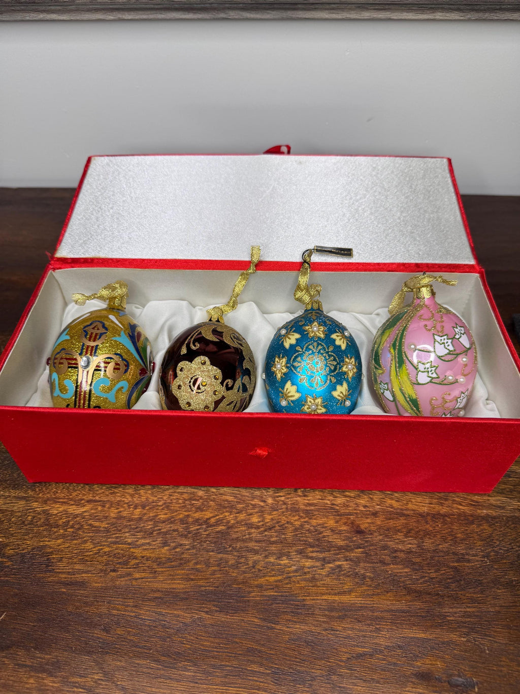 Set of 4 Joan Rivers Christmas Faberge Inspired Eggs w/ Original Case