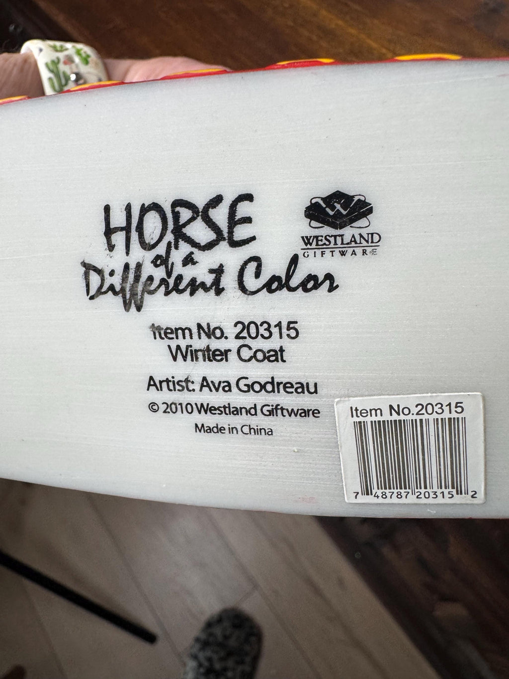 Westland Giftware Horse of a Different Color “Winter Coat” w/ Original Box