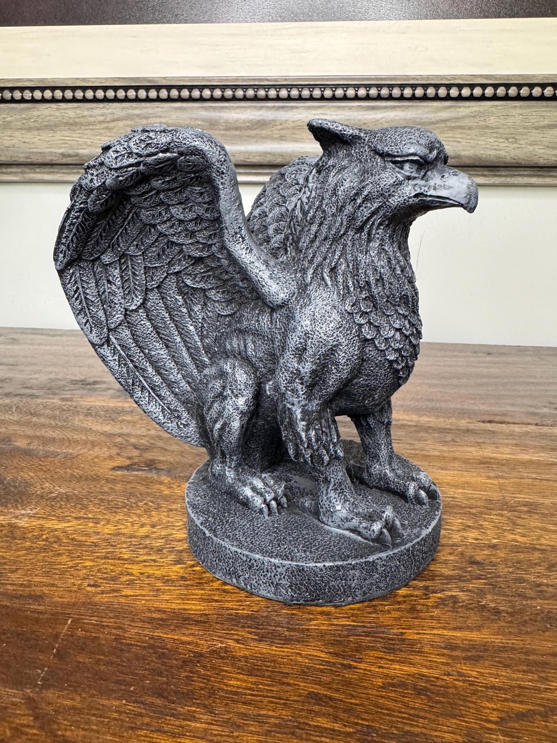 Brand NIB Griffin Gargoyle Figurine