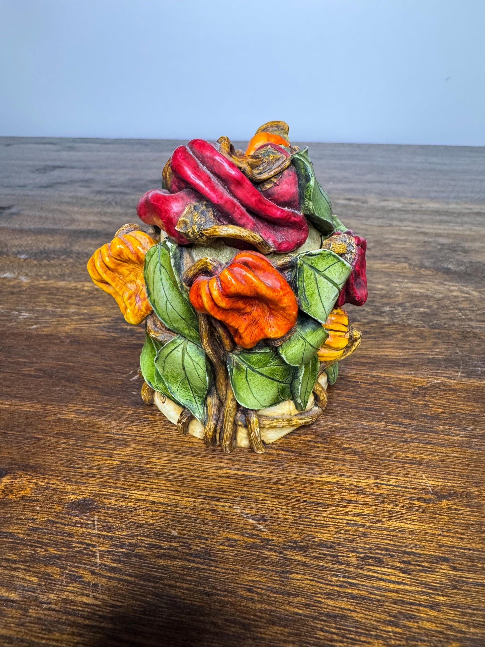 1999 Harmony Kingdom Lord Byron’s Harmony Garden “Hot Pepper” Treasure Box