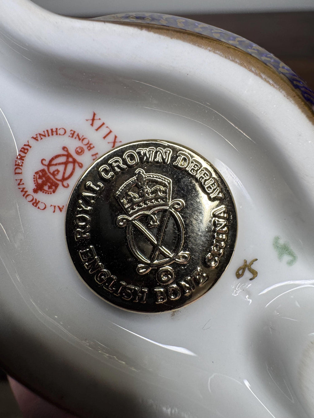 Royal Crown Derby Honey Badger w/ Gold Stopper