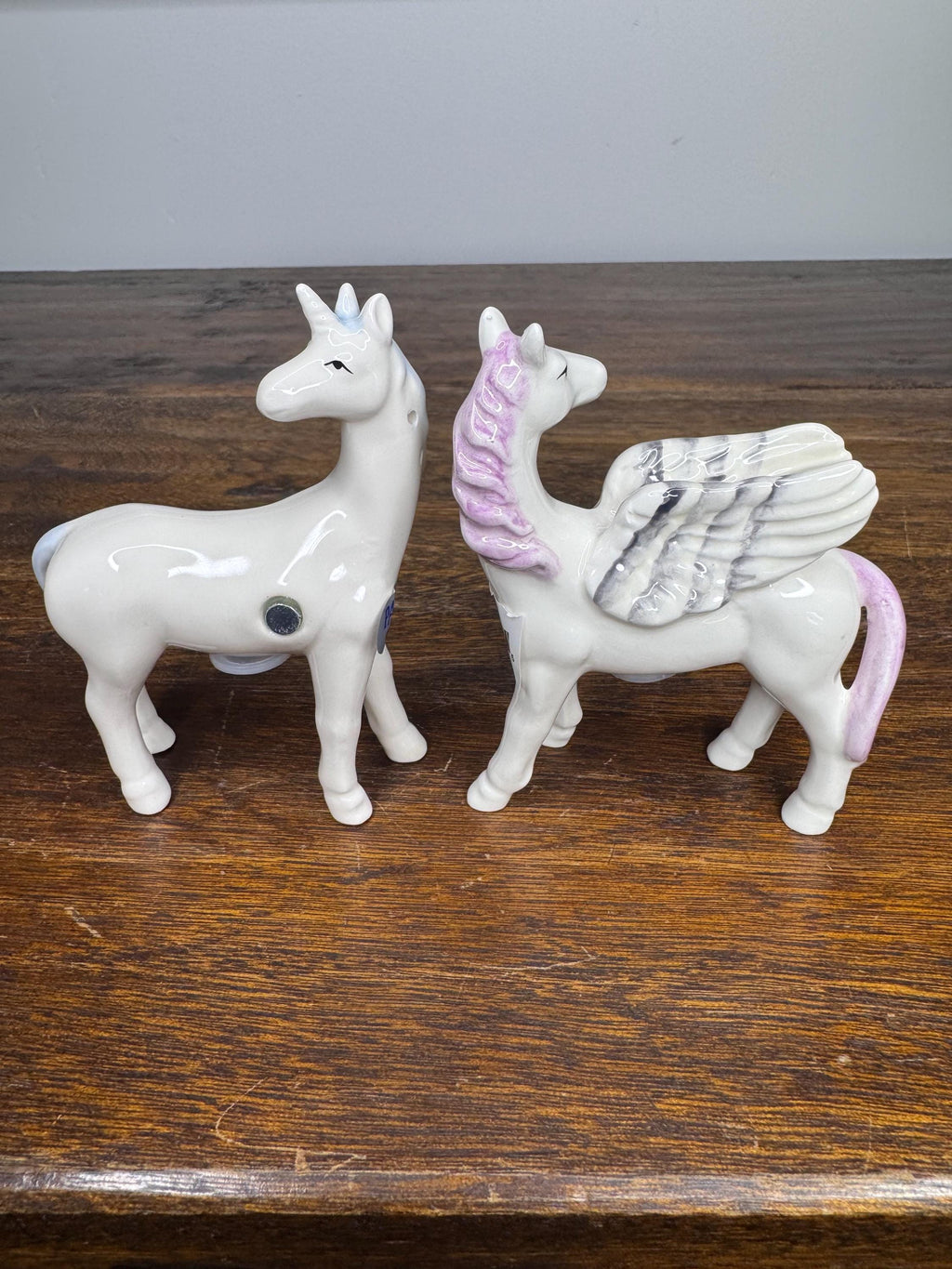 NIB Kissing Unicorn Salt and Pepper Shakers