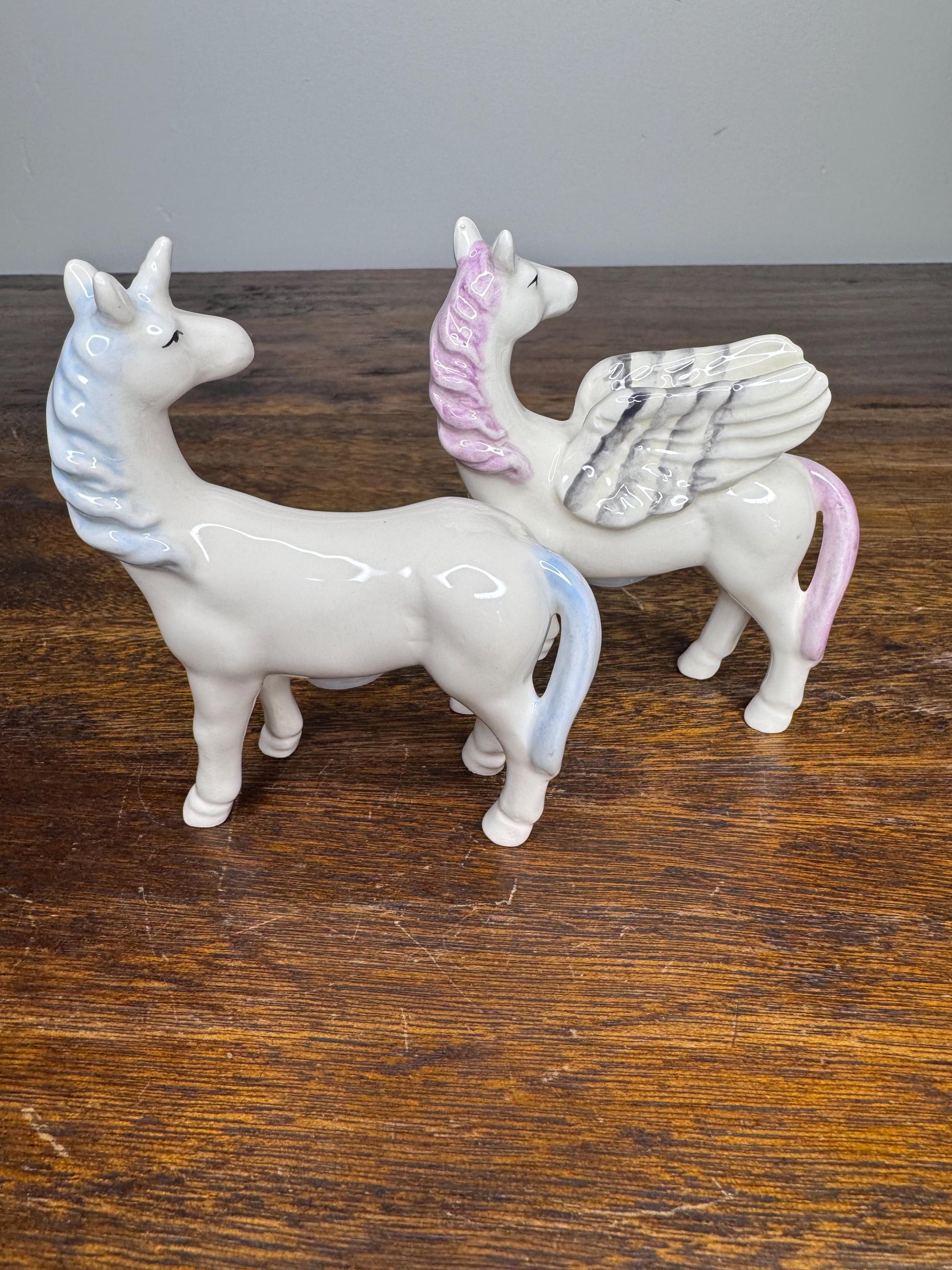 NIB Kissing Unicorn Salt and Pepper Shakers