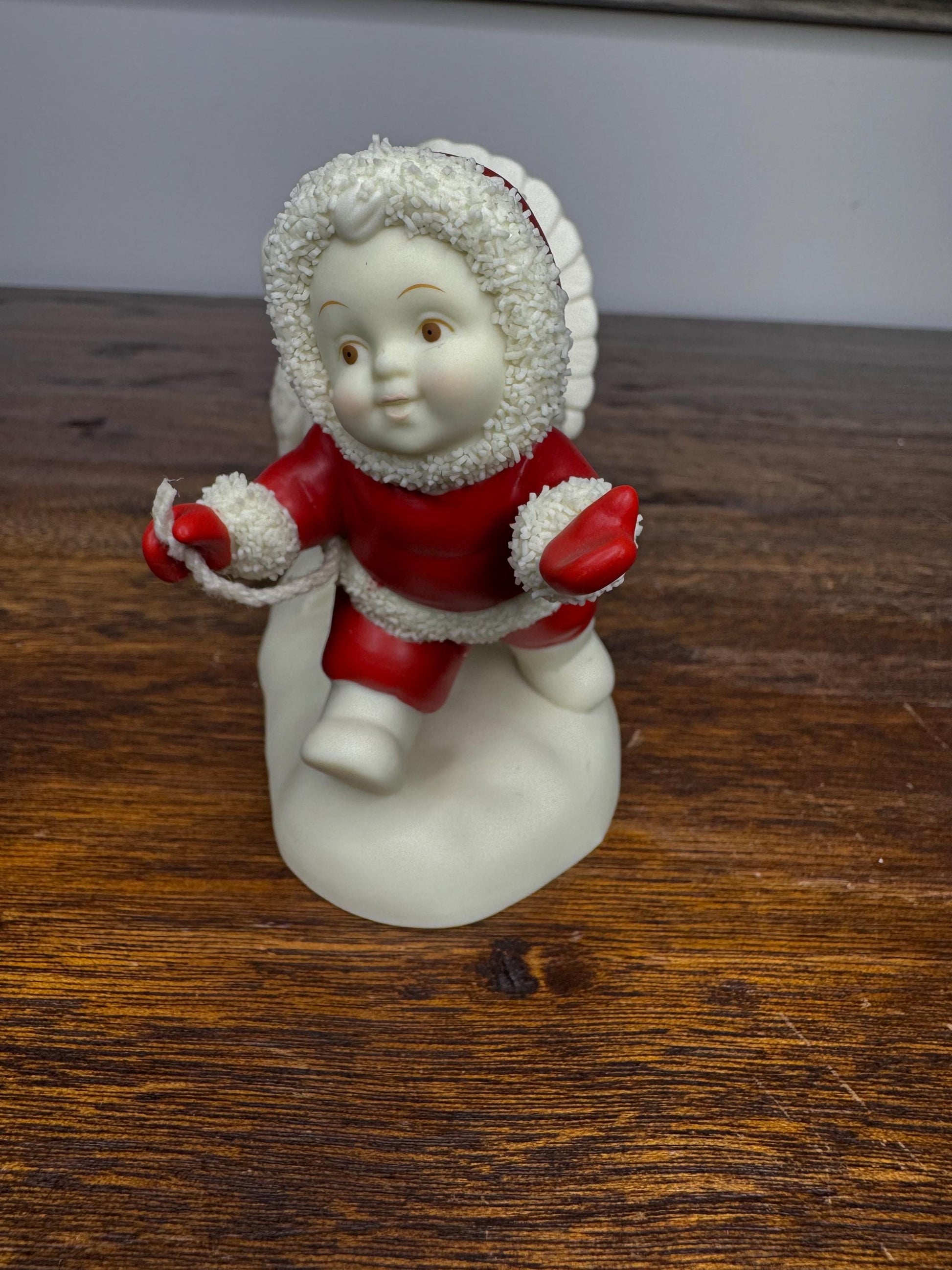 Dept 56 Snowbabies “Run! I’ll Save You” Figurine