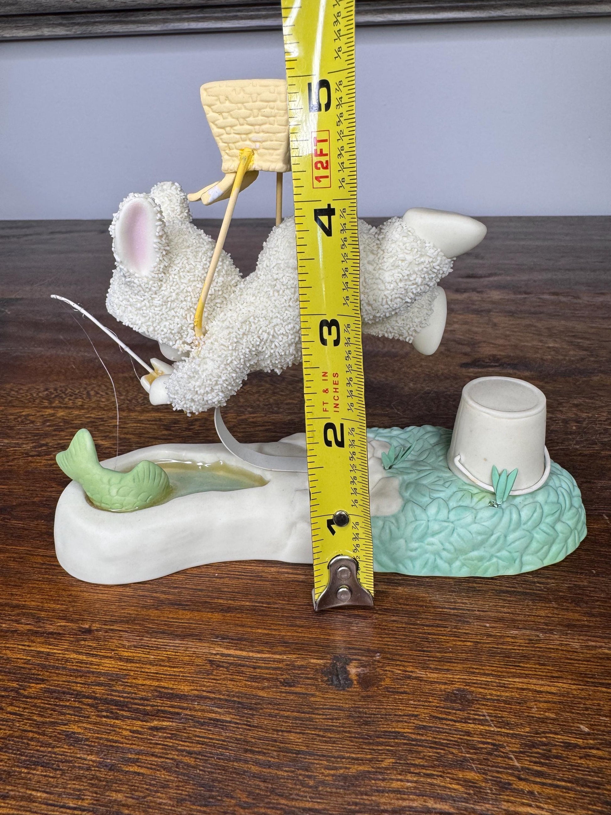 Dept 56 Snowbunnies 2005 “You’re A Big Catch” Figurine