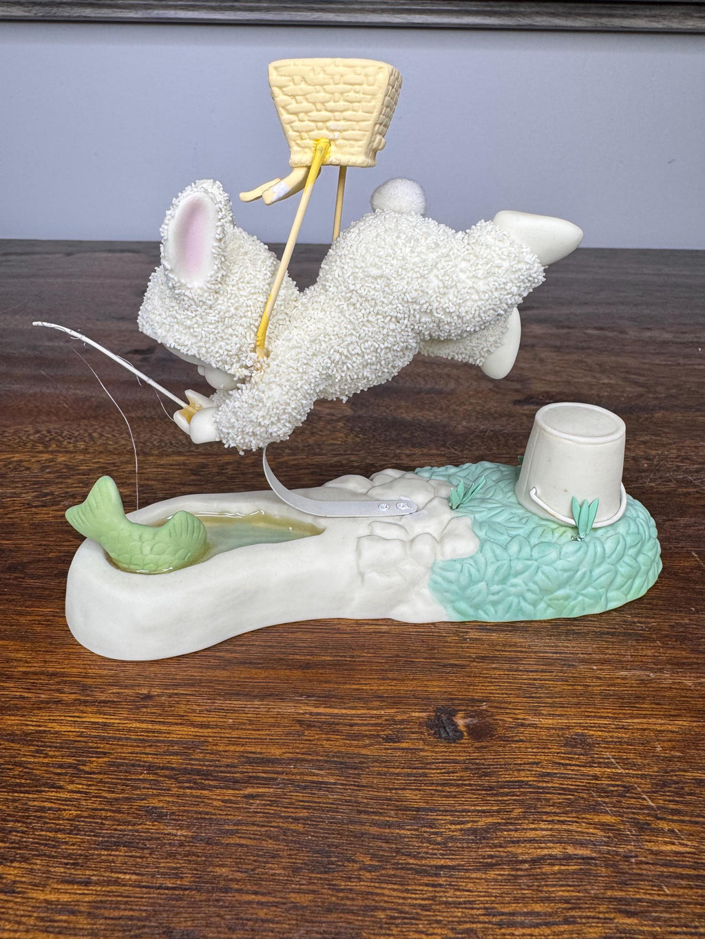 Dept 56 Snowbunnies 2005 “You’re A Big Catch” Figurine