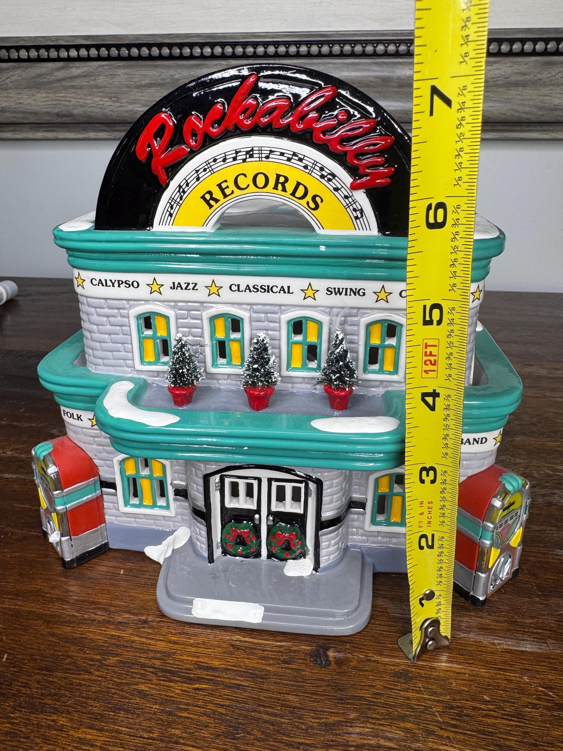 Retired Dept 56 Snow Village Rockabilly Records Light Up Building With Original Box