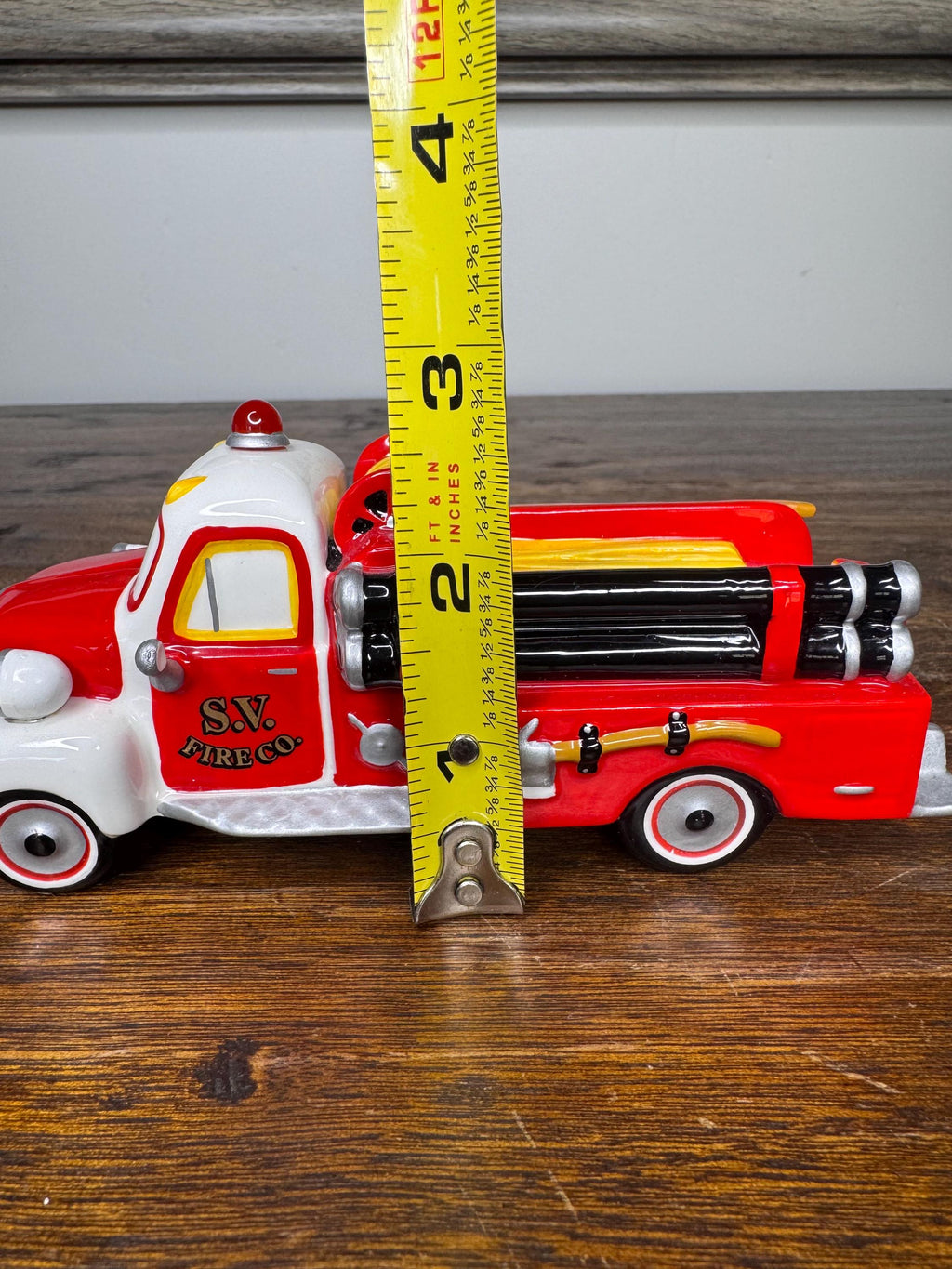 Retired Dept 56 Snow Village Fire Truck w/ Original Box