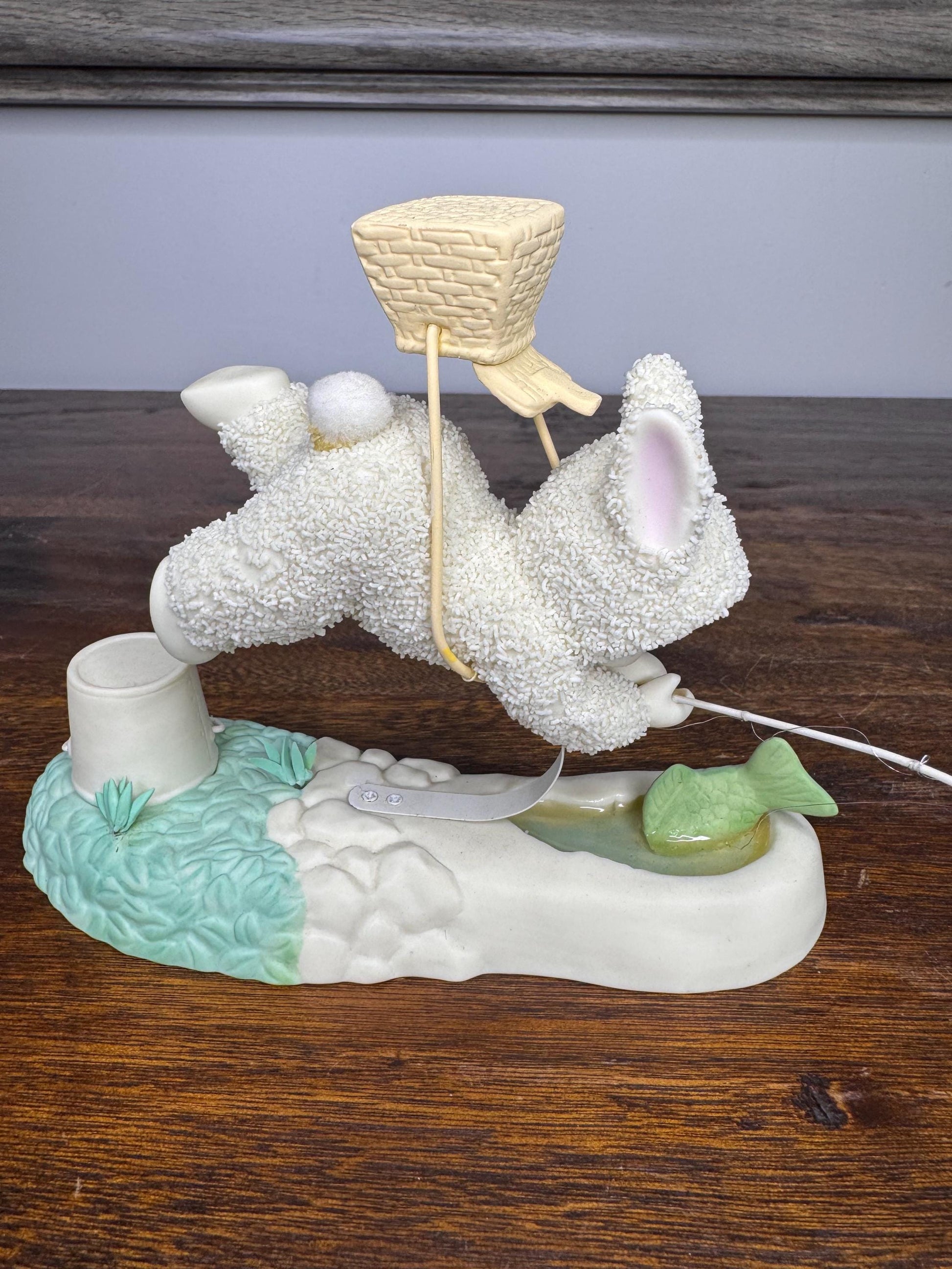 Dept 56 Snowbunnies 2005 “You’re A Big Catch” Figurine