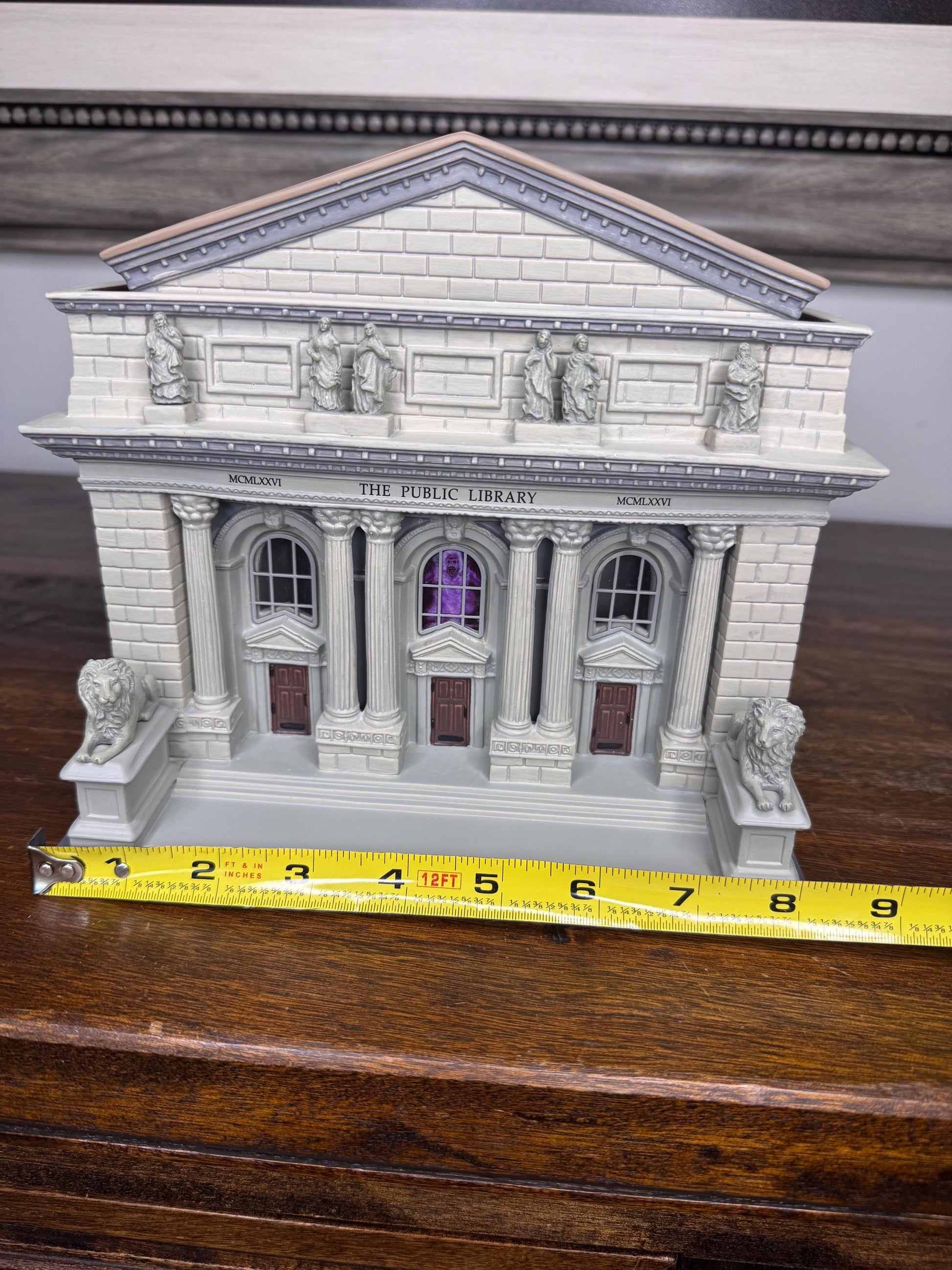 Dept 56 Ghostbusters Public Library w/ Original Box