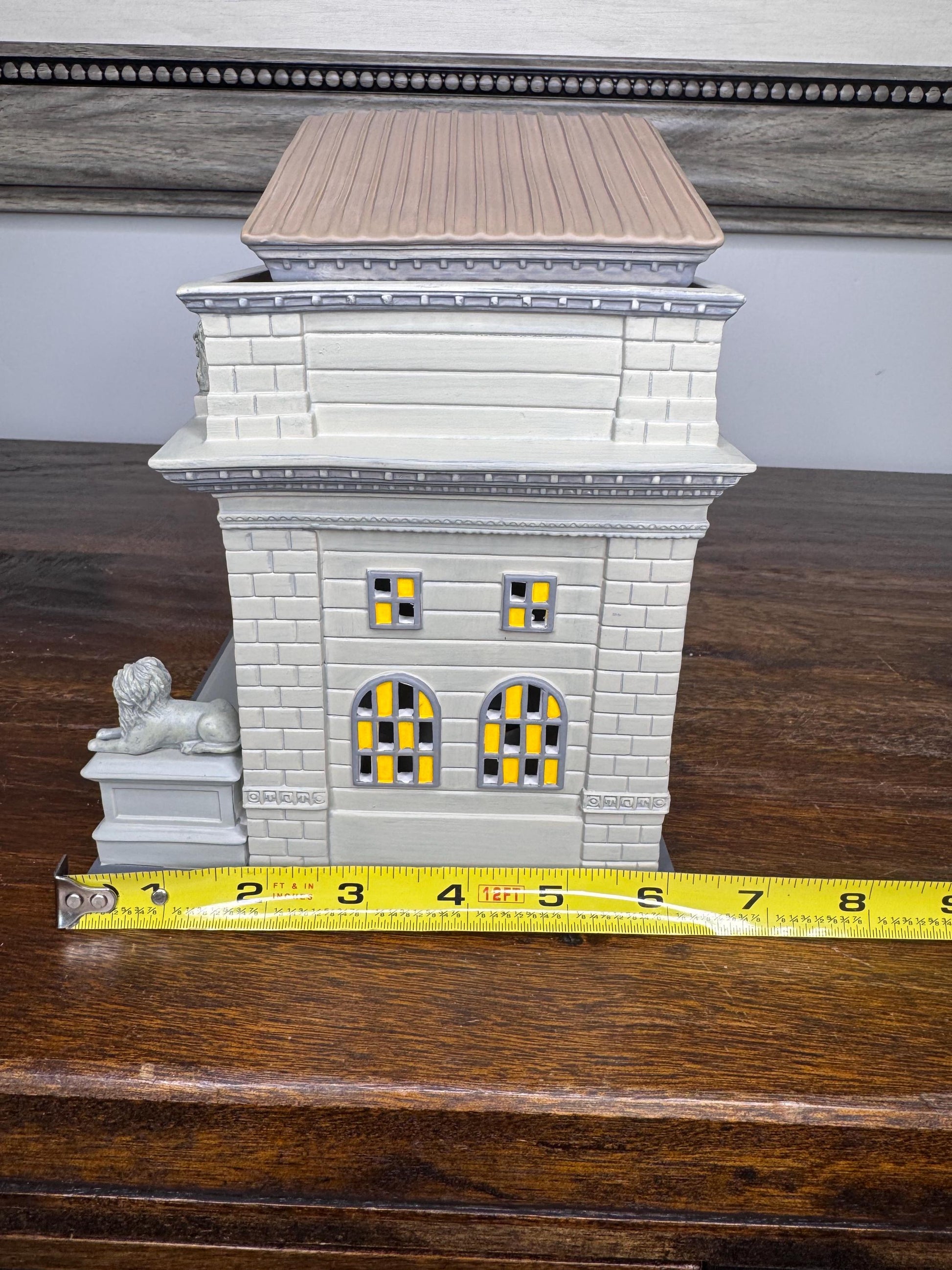 Dept 56 Ghostbusters Public Library w/ Original Box