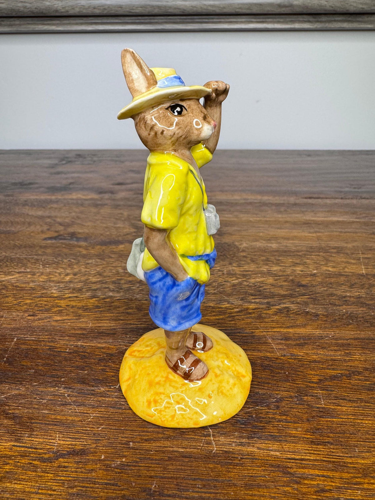 1998 Royal Doulton Tourist Bunnykins Collectors Club Edition