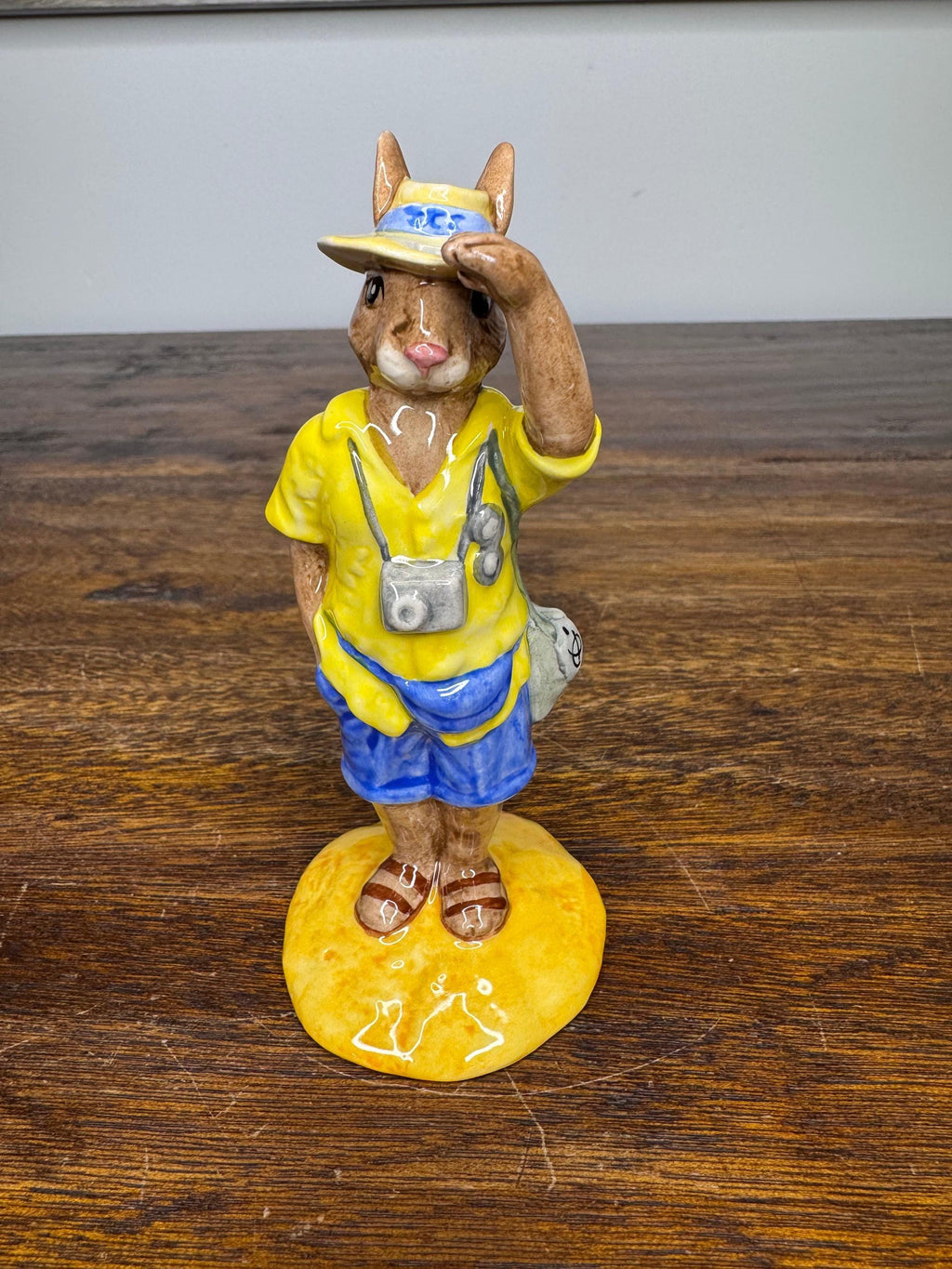 1998 Royal Doulton Tourist Bunnykins Collectors Club Edition