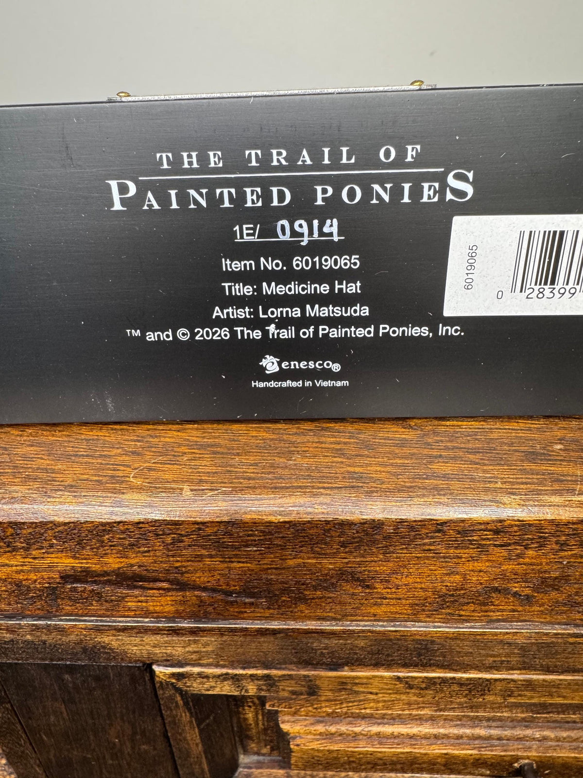 Trail of Painted Ponies Medicine Hat NIB