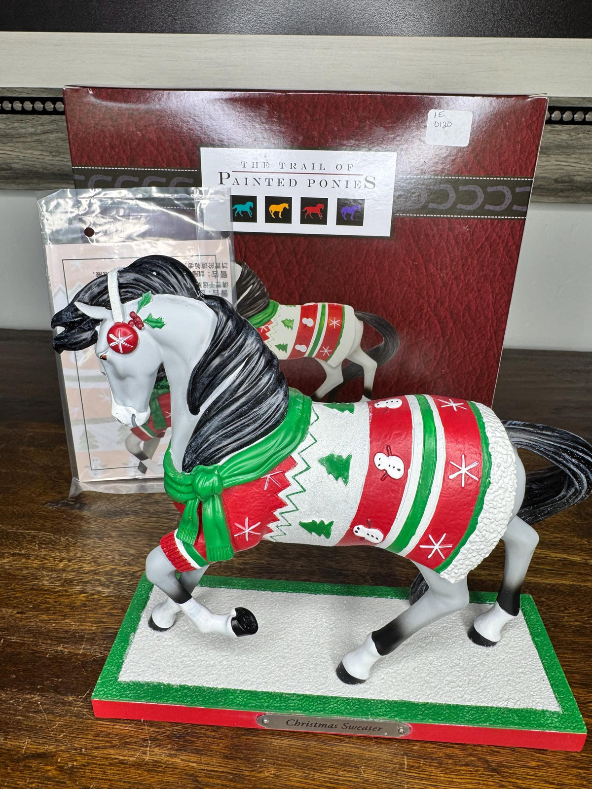 NIB Trail of Painted Ponies Christmas Sweater 1E Low Number