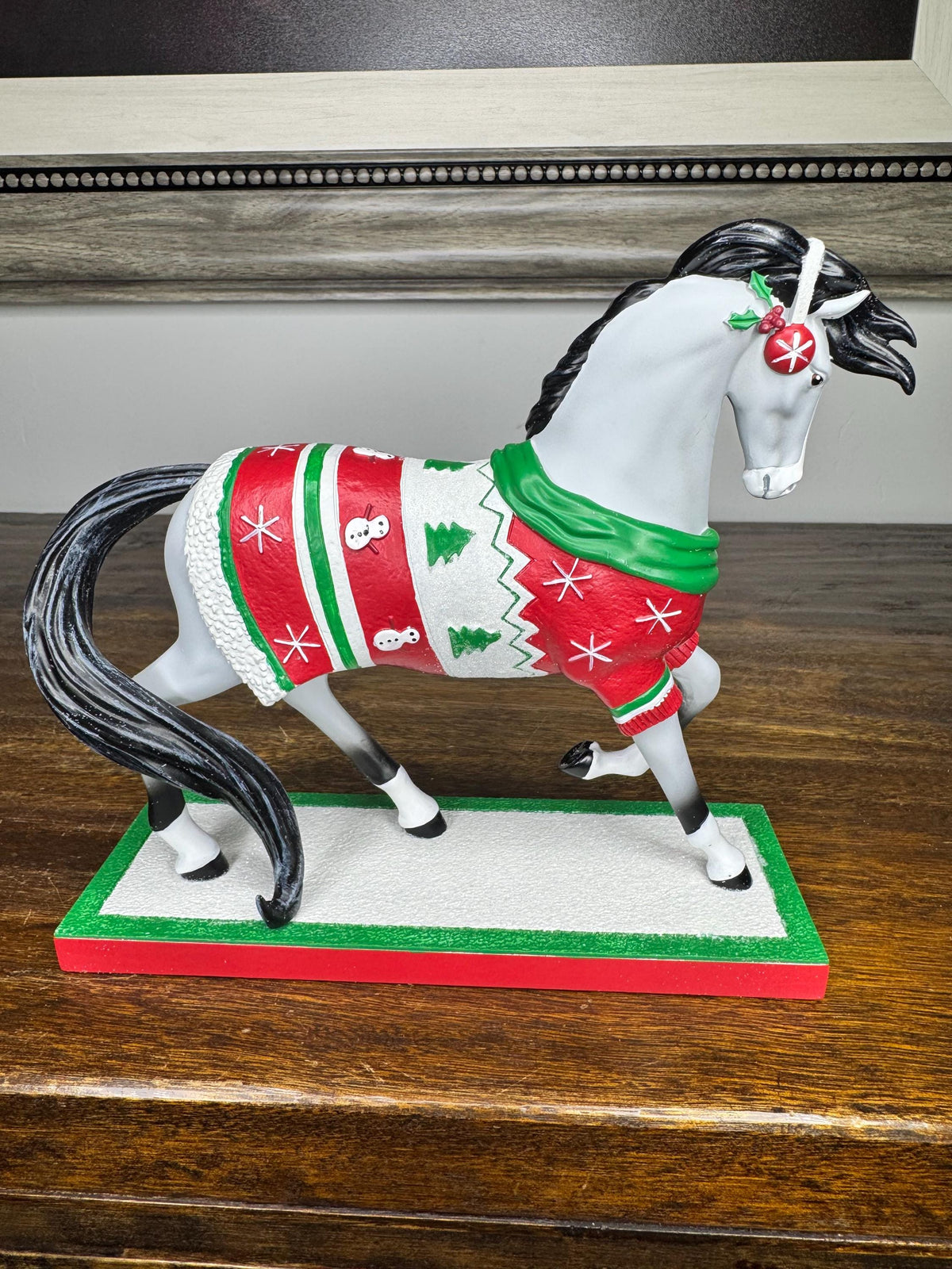 NIB Trail of Painted Ponies Christmas Sweater 1E Low Number